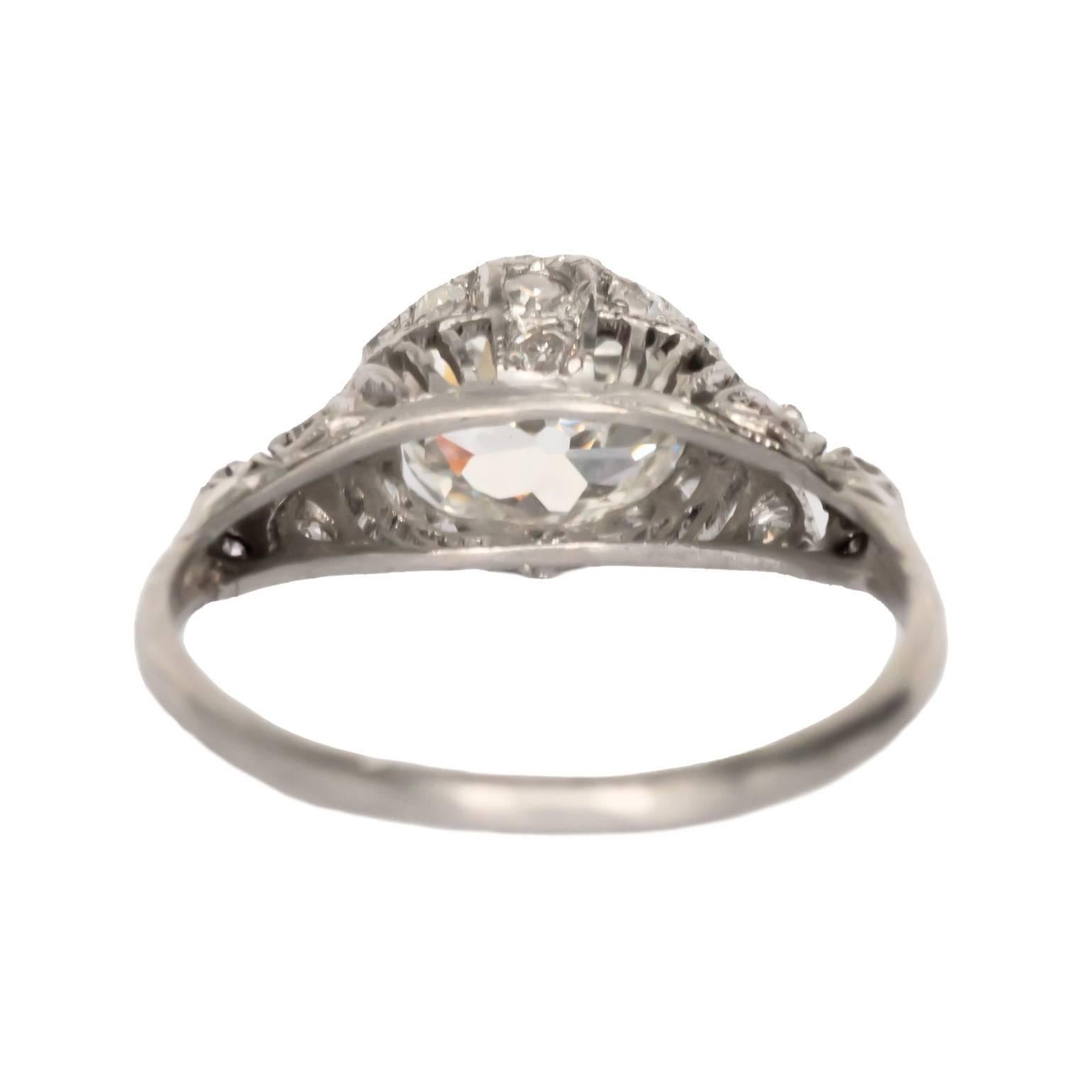 Gia zertifizierter 1,16 Karat Diamant-Platin-Verlobungsring im Zustand „Hervorragend“ im Angebot in Hicksville, NY