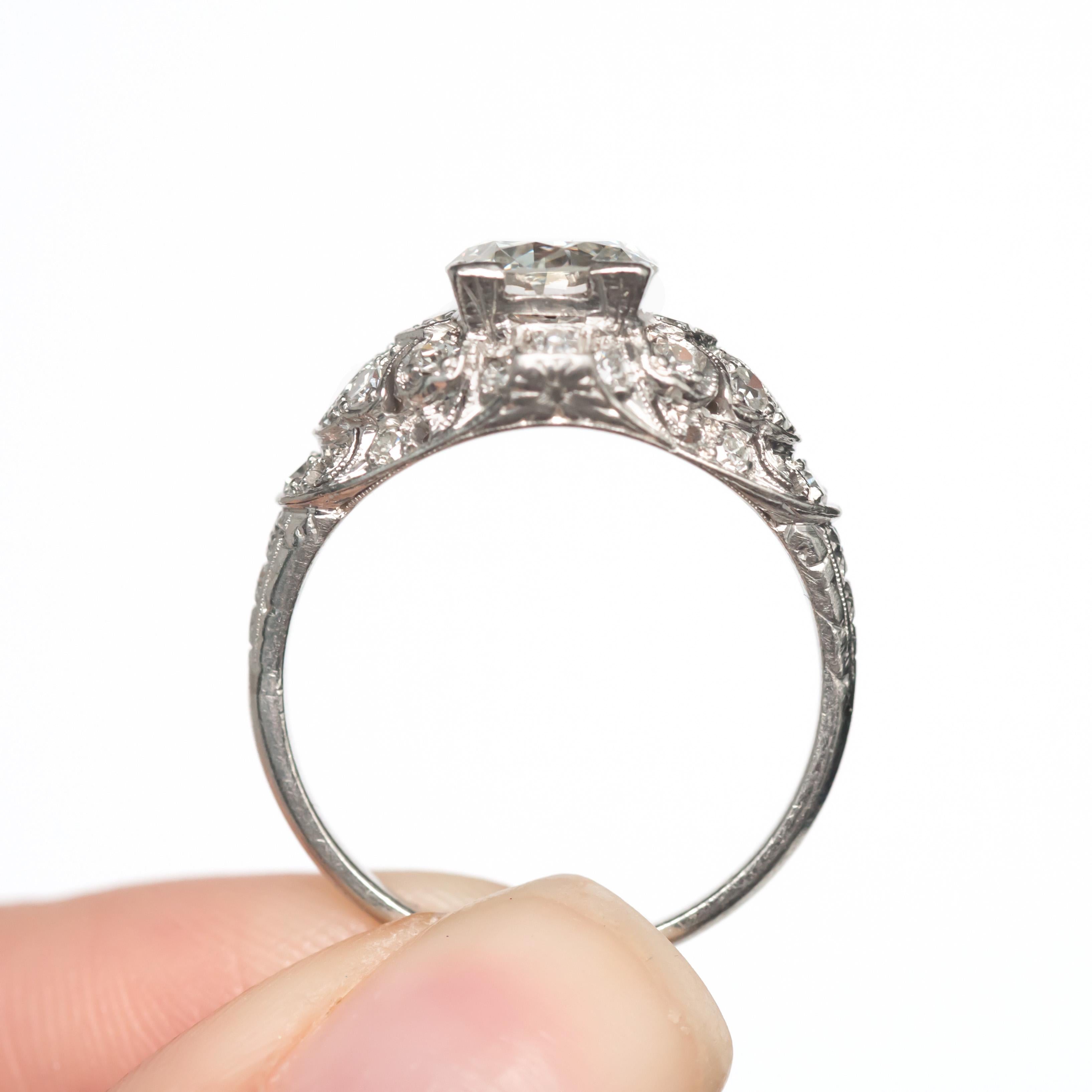Women's GIA Certified 1.16 Carat Diamond Platinum Engagement Ring For Sale
