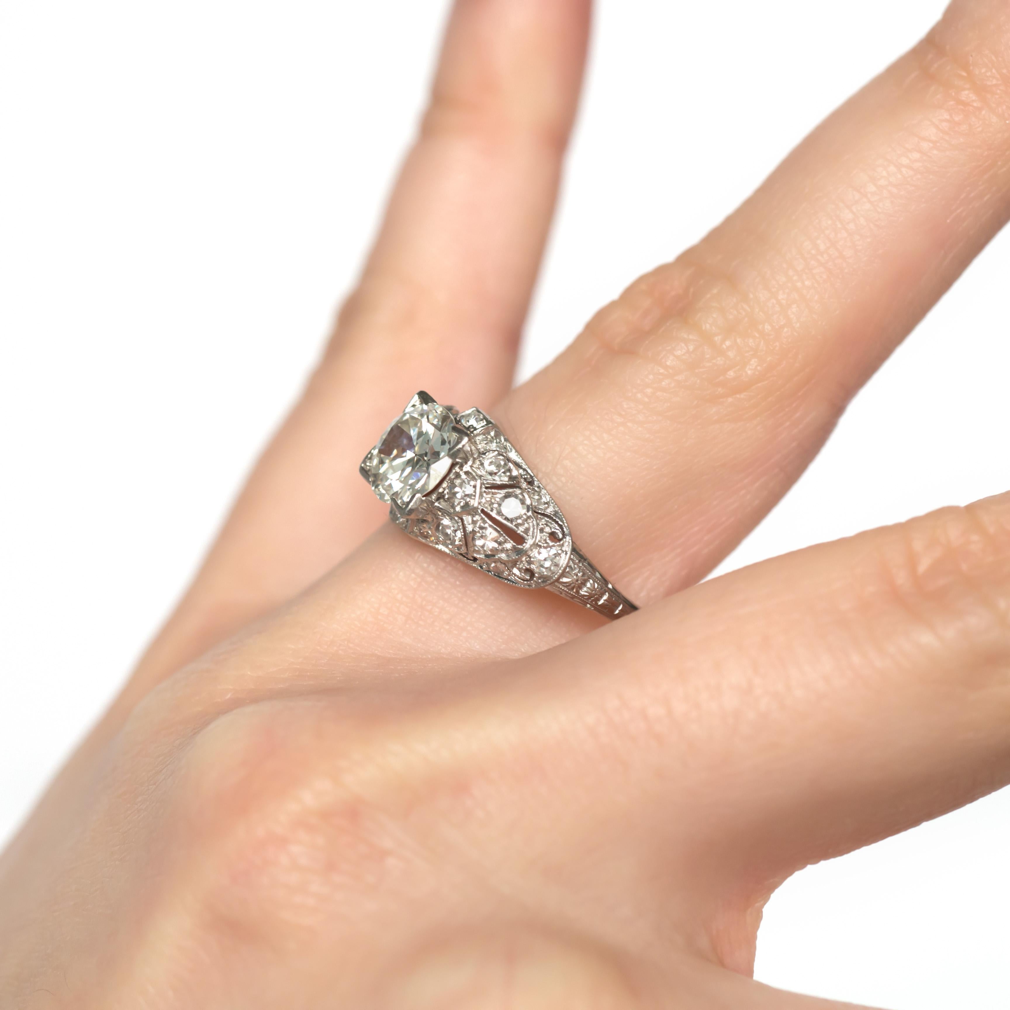 GIA Certified 1.16 Carat Diamond Platinum Engagement Ring For Sale 2