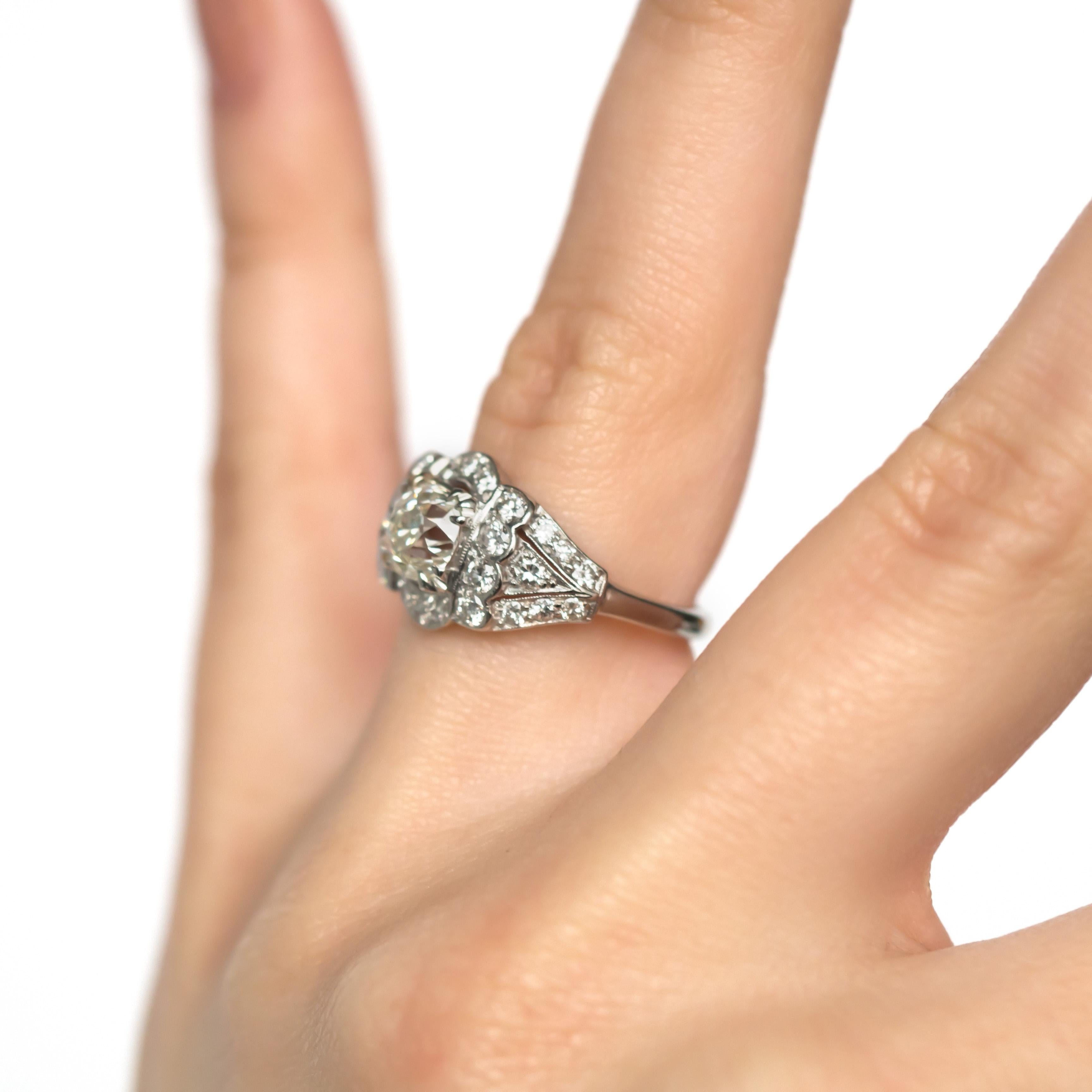GIA Certified 1.17 Carat Diamond Platinum Engagement Ring For Sale 1