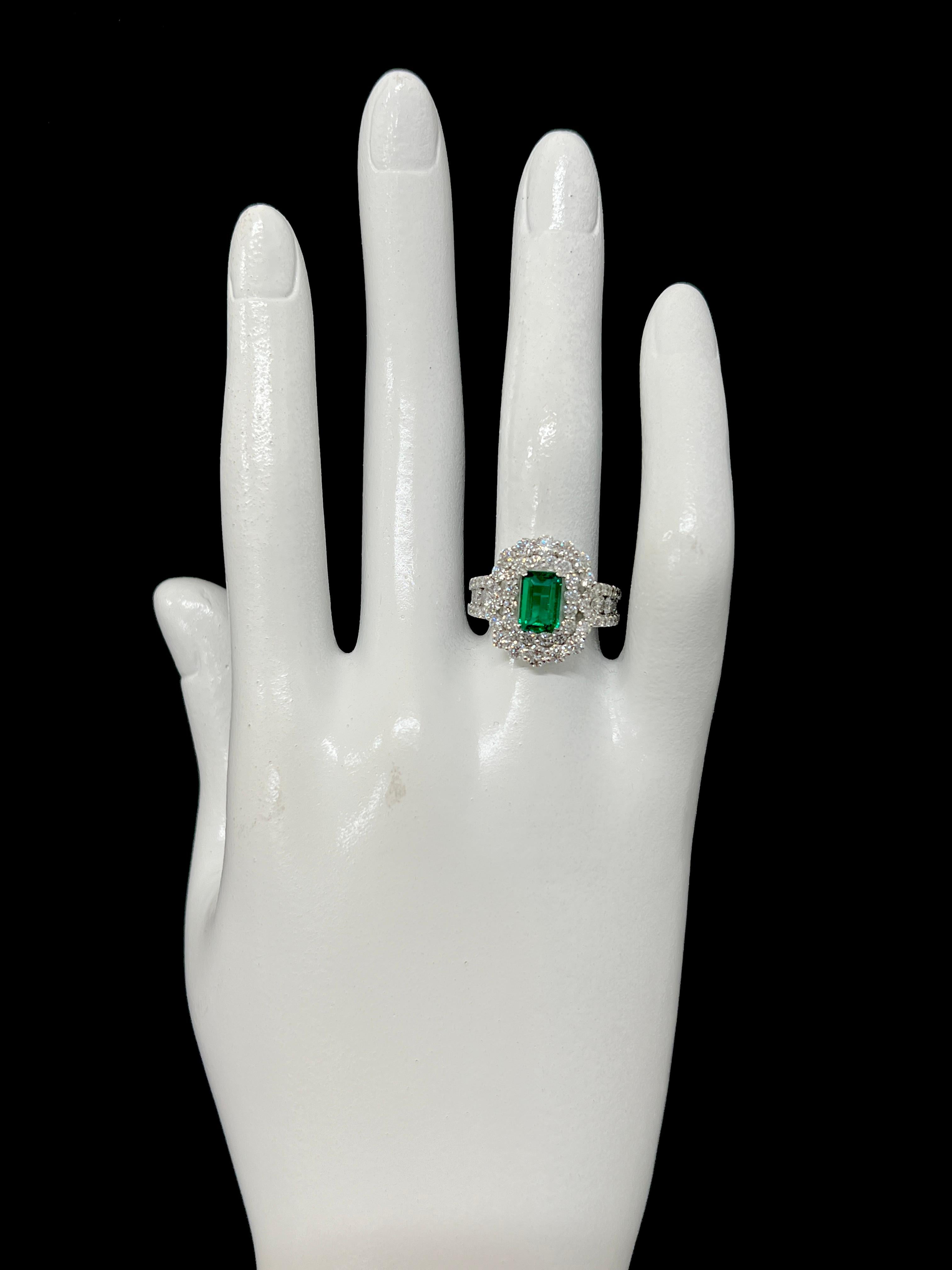 GIA Certified 1.17 Carat, Untreated (No Oil), Zambian Emerald and Diamond Ring For Sale 1