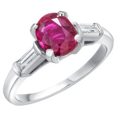 Bague en platine avec rubis naturel certifié GIA de 1,18 carat et diamants incolores