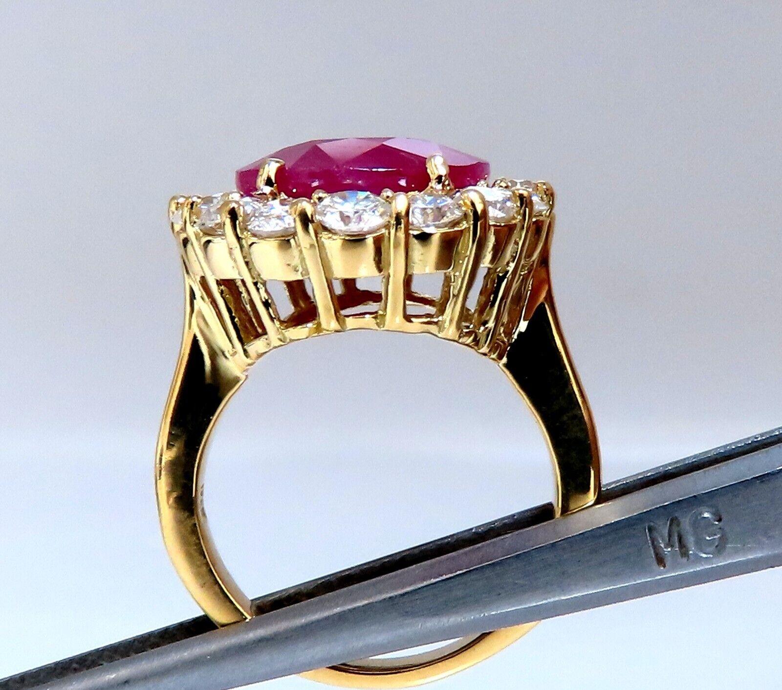 GIA Certified 11.90ct Natural Ruby Diamond Ring 18kt Classic Halo In New Condition For Sale In New York, NY