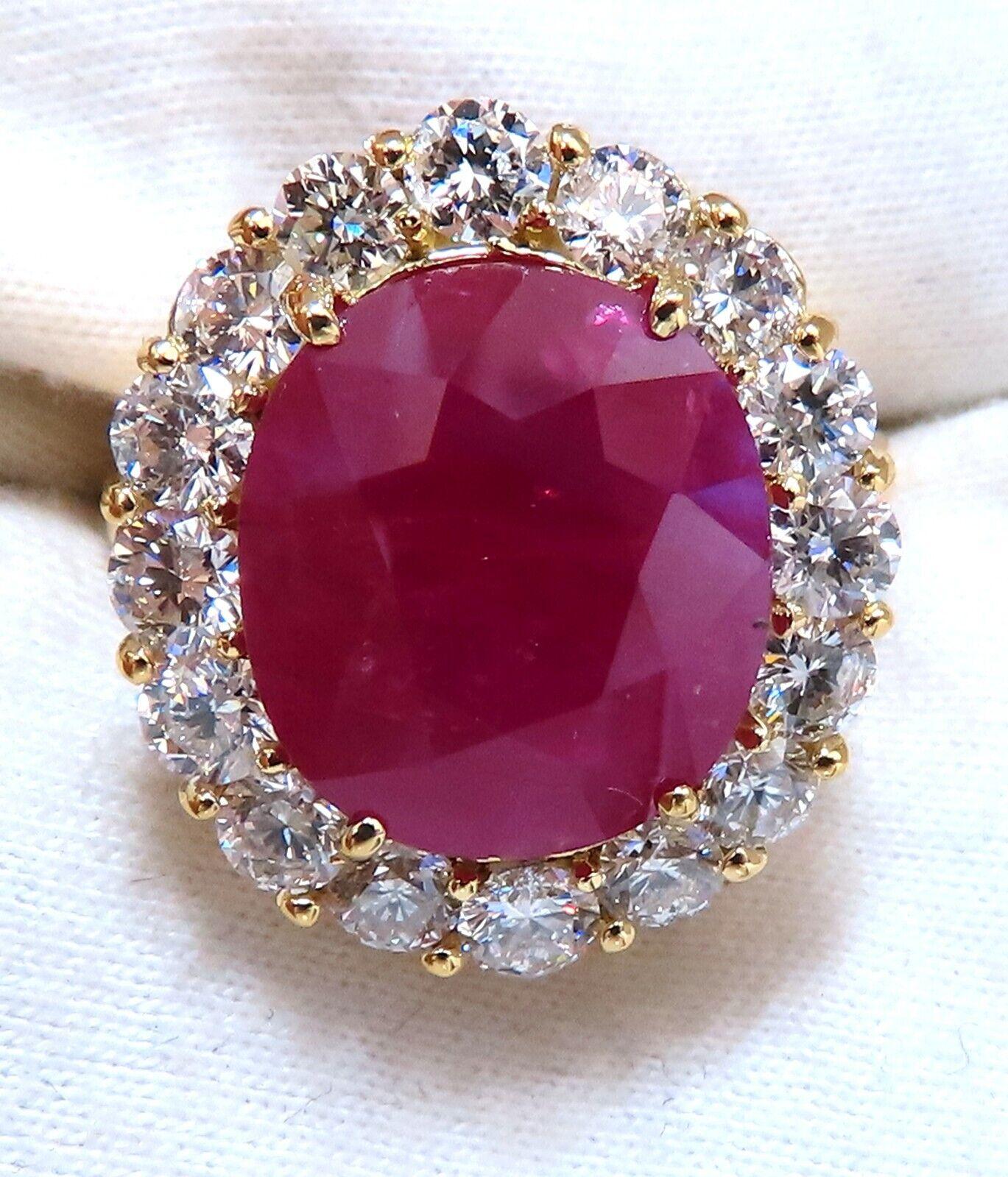 Women's or Men's GIA Certified 11.90ct Natural Ruby Diamond Ring 18kt Classic Halo For Sale