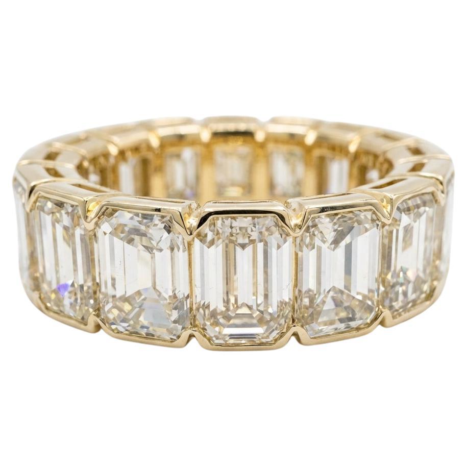 Bracelet d
éternité en or jaune 18 carats certifié GIA avec diamant taille émeraude de 12 carats en vente