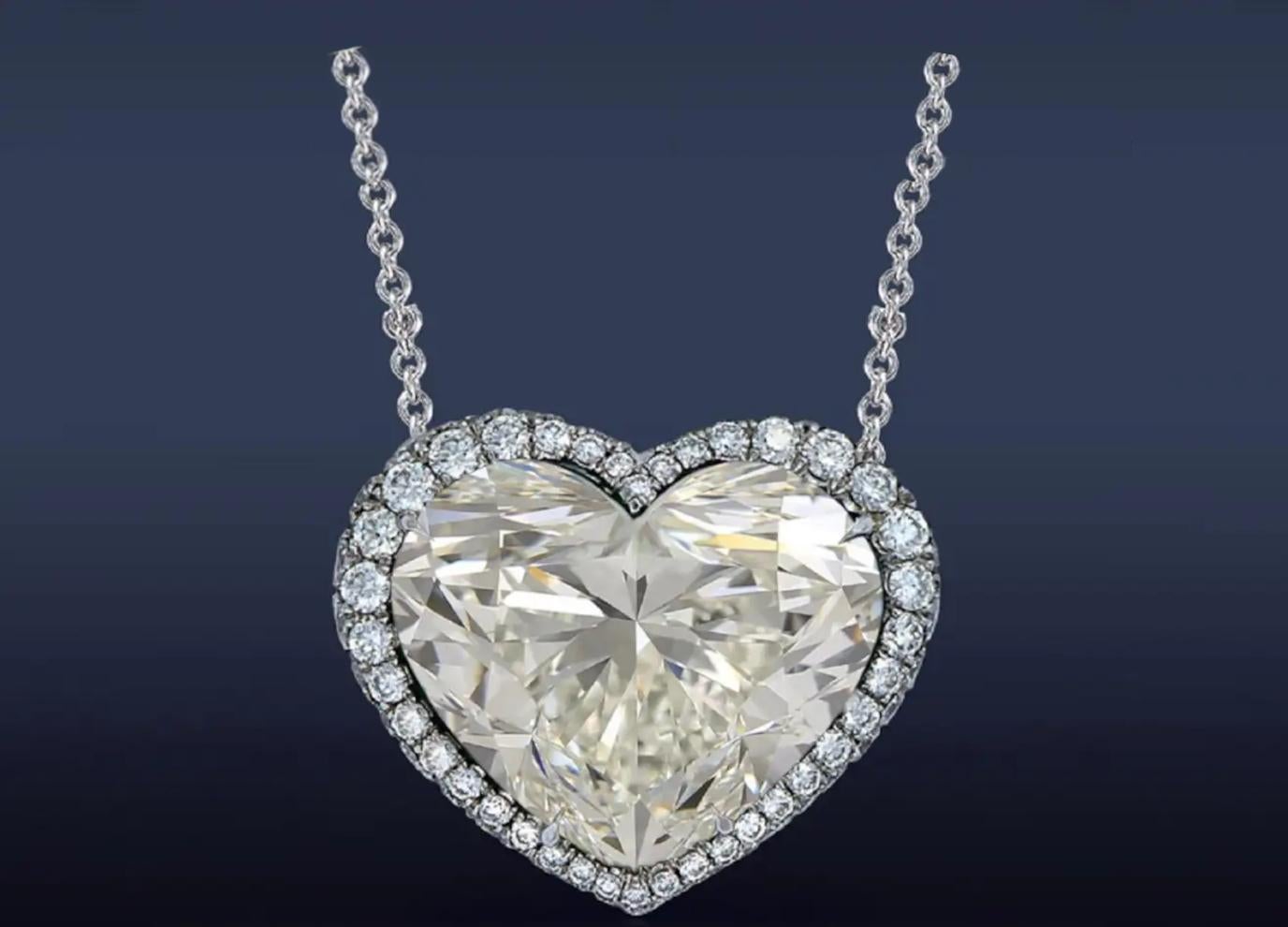 heart shaped platinum pendant