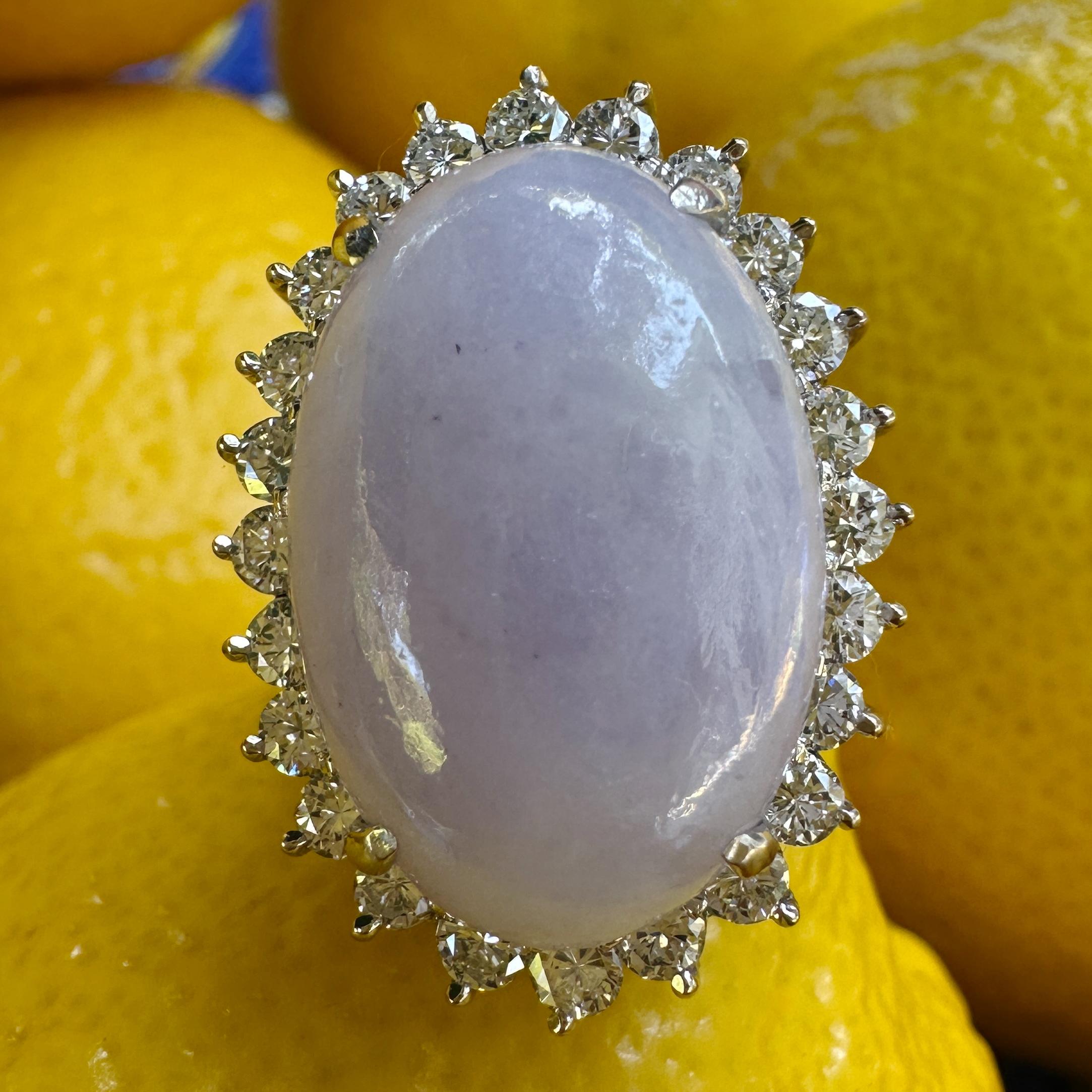 GIA-zertifiziert 12 Karat Typ A Lavendel Jade & Diamant Weißgold Cocktail Ring im Angebot 1