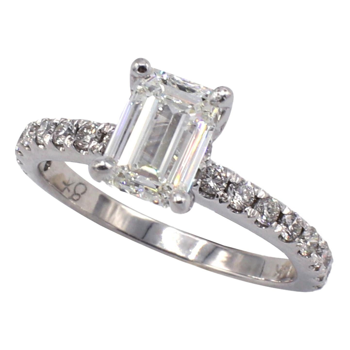 GIA 1.20 Carat I/VS1 Emerald Cut Engagement Ring For Sale at 1stDibs