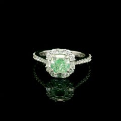 Bague sertie d'un diamant certifié GIA de 1,20 carat, de couleur jaune-vert clair, pureté VS1