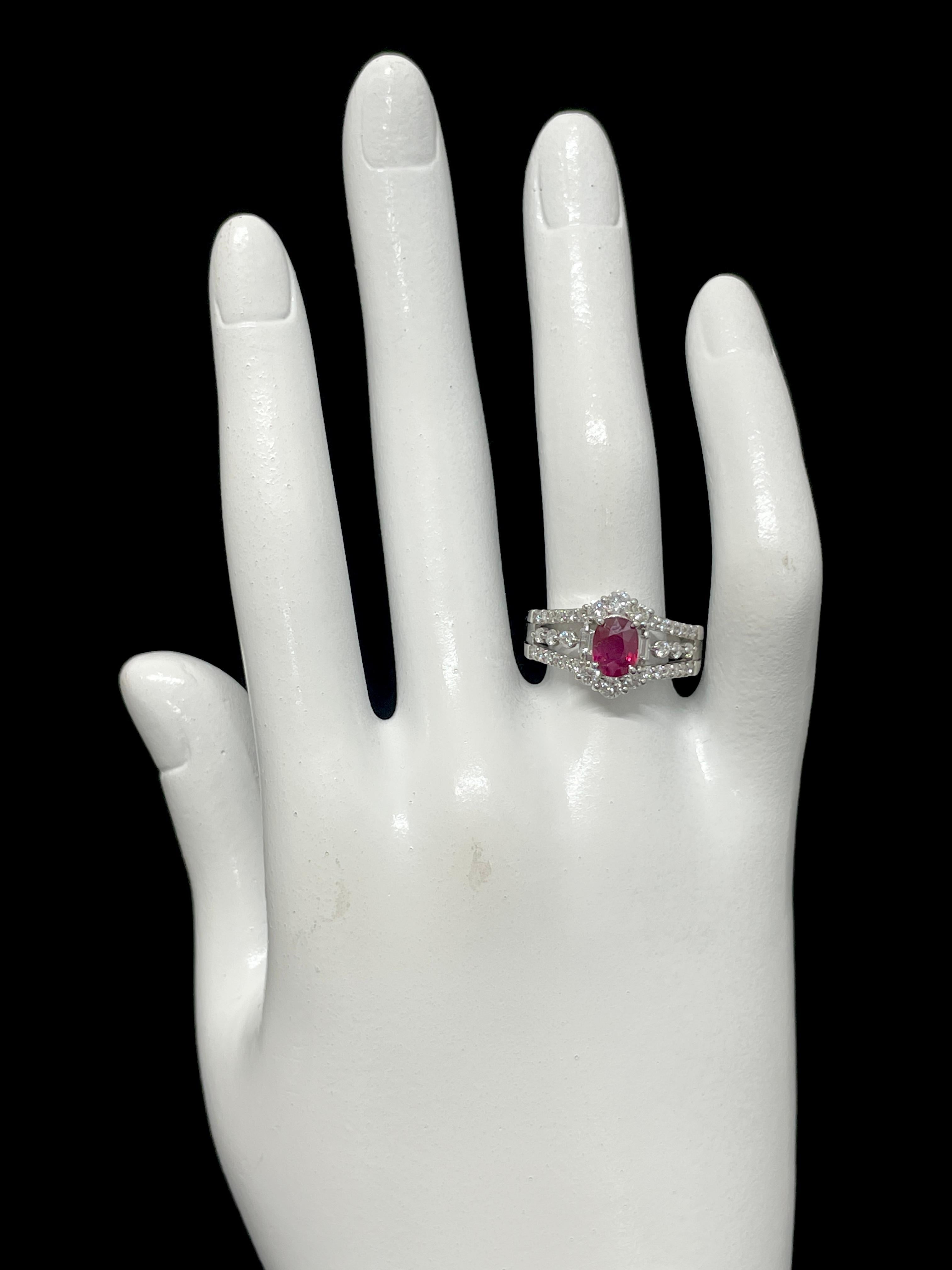 GIA Certified 1.20 Carat Natural Untreated Ruby and Diamond Ring Set in Platinum For Sale 1