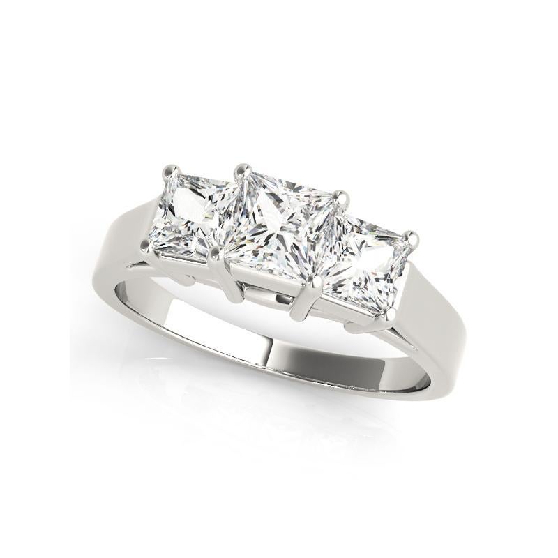 Taille princesse GIA Certified 1.20 Carat Three-Stone Princess Cut 18K White Gold Diamond Ring (bague en or blanc 18 carats) en vente