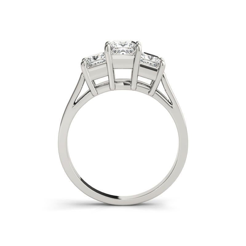 GIA Certified 1.20 Carat Three-Stone Princess Cut 18K White Gold Diamond Ring (bague en or blanc 18 carats) Neuf - En vente à New York, NY