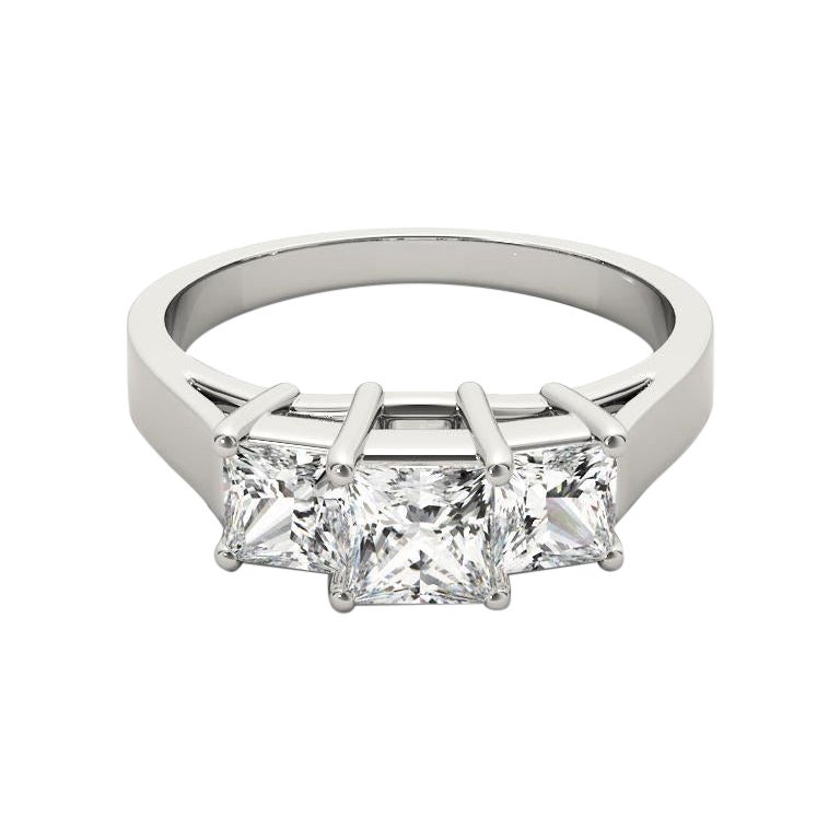 GIA Certified 1.20 Carat Three-Stone Princess Cut 18K White Gold Diamond Ring (bague en or blanc 18 carats) en vente