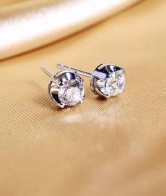 GIA Certified 1.20 Ct F/VS1 Round Brillant Shape Diamonds 18K Gold Earrings