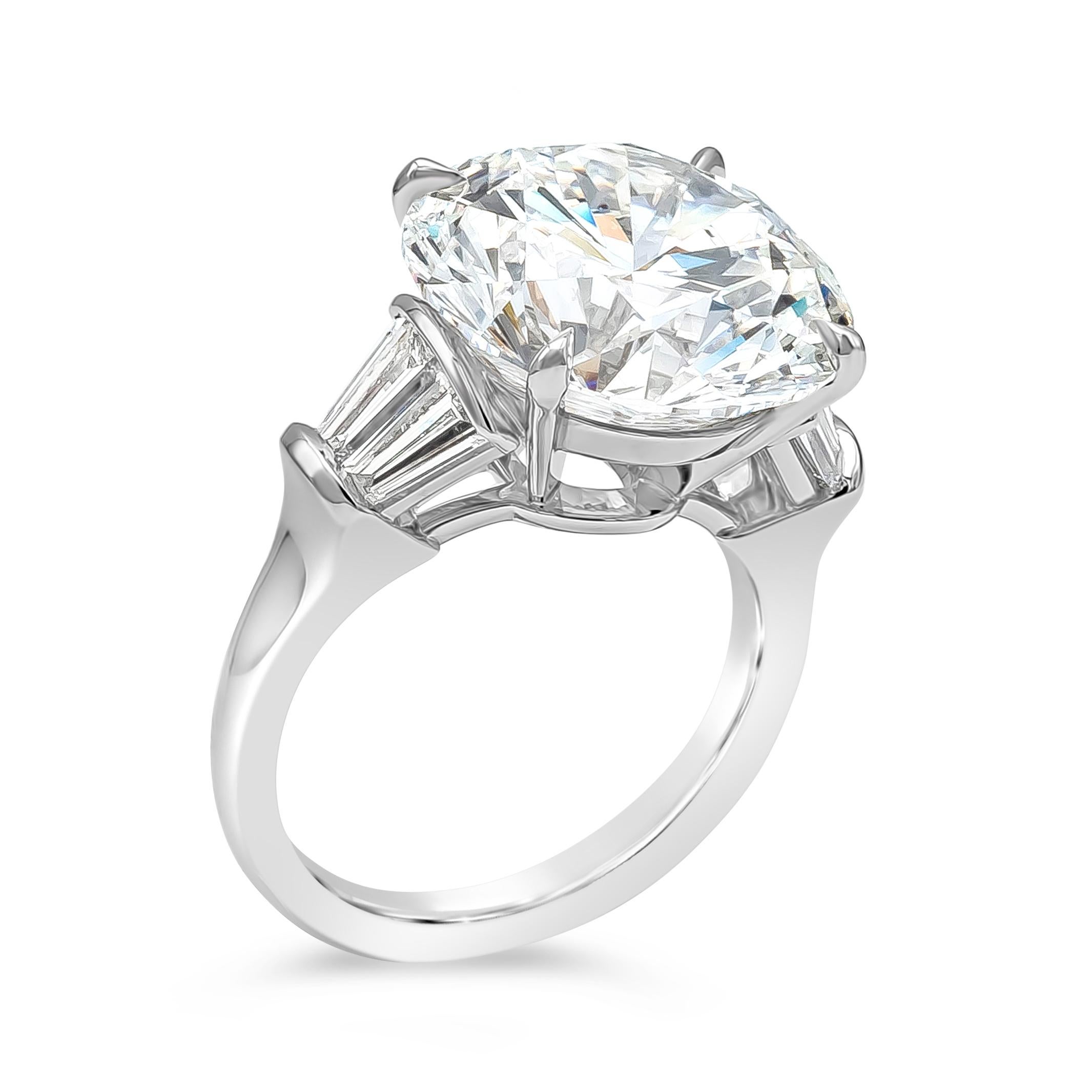 Verlobungsring mit GIA-zertifiziertem 12,03 Karat rundem Diamanten im Brillantschliff Damen im Angebot