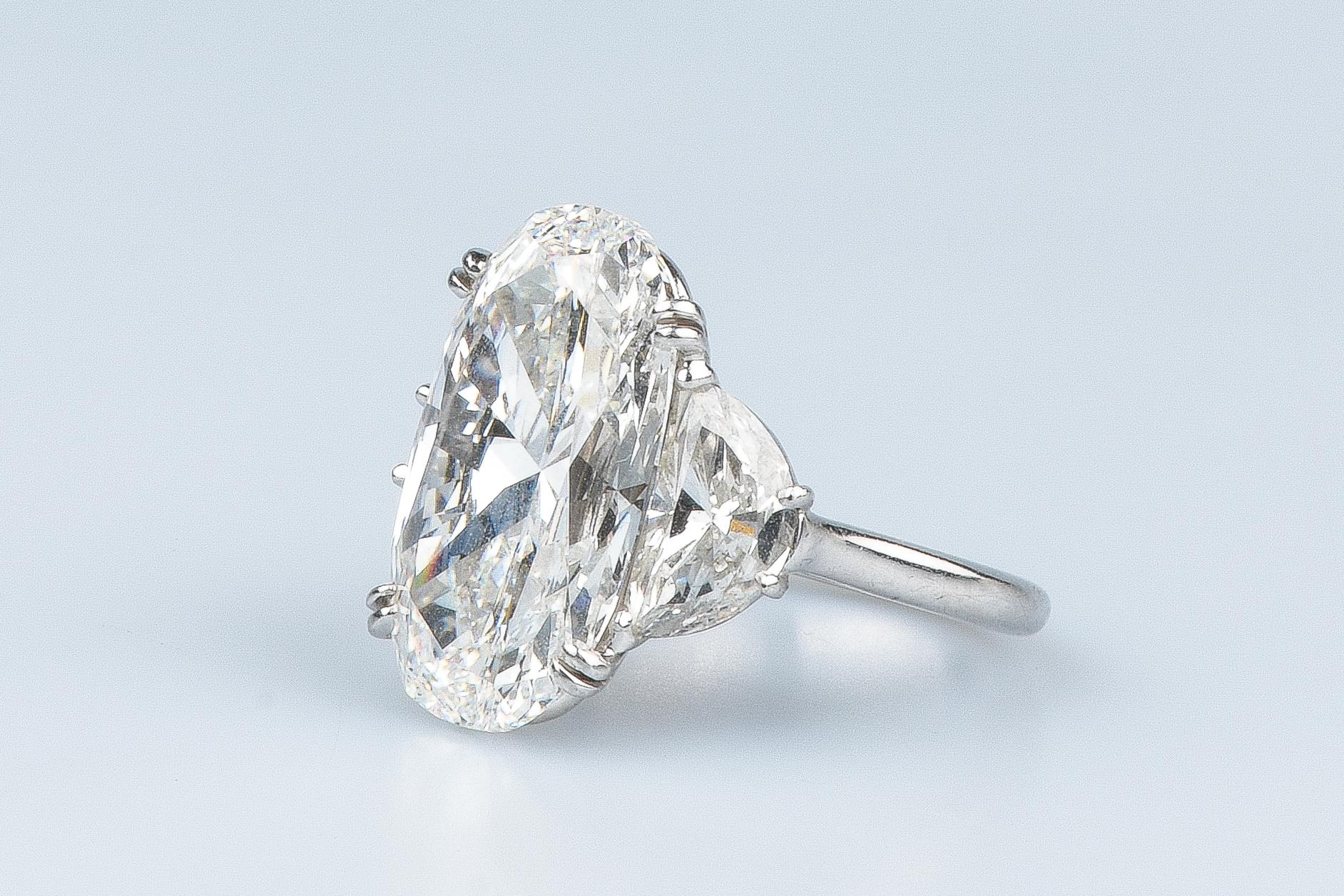 GIA certified 12.09 carat oval cut diamond For Sale 9