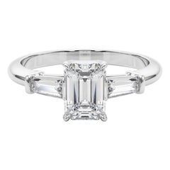 GIA zertifiziert 1,21 Karat Smaragd & Baguette Drei-Stein-Platin Diamantring