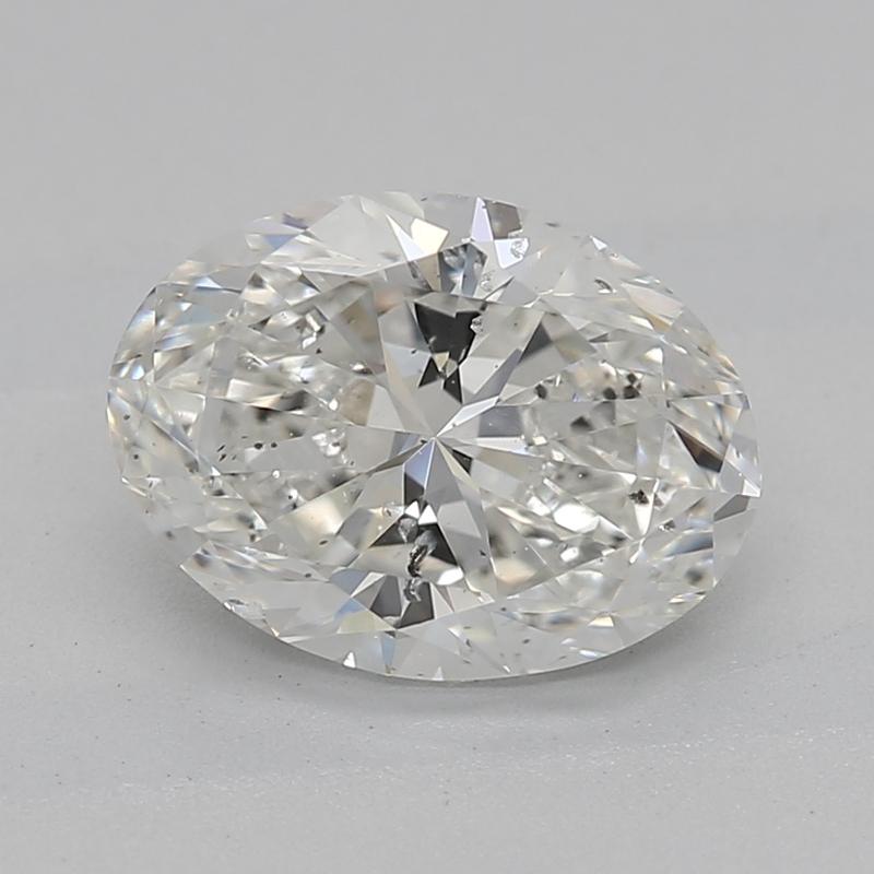 Prova il fascino di questo anello con diamante splendidamente lavorato, che mette in mostra un meraviglioso diamante ovale al centro, del peso di 1,21 e con un'accattivante H e SI2. L'intricata montatura presenta una delicata disposizione delle