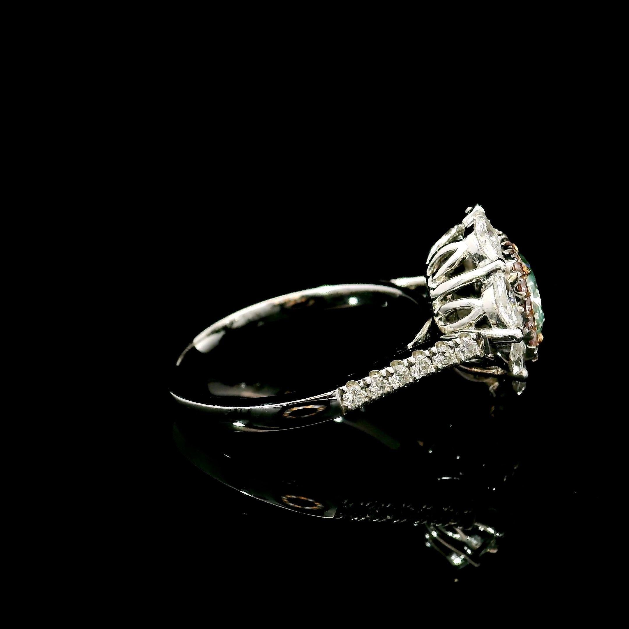 GIA Certified 1.21 Carat Very Light Green VS2 Clarity Diamond Ring For Sale 2