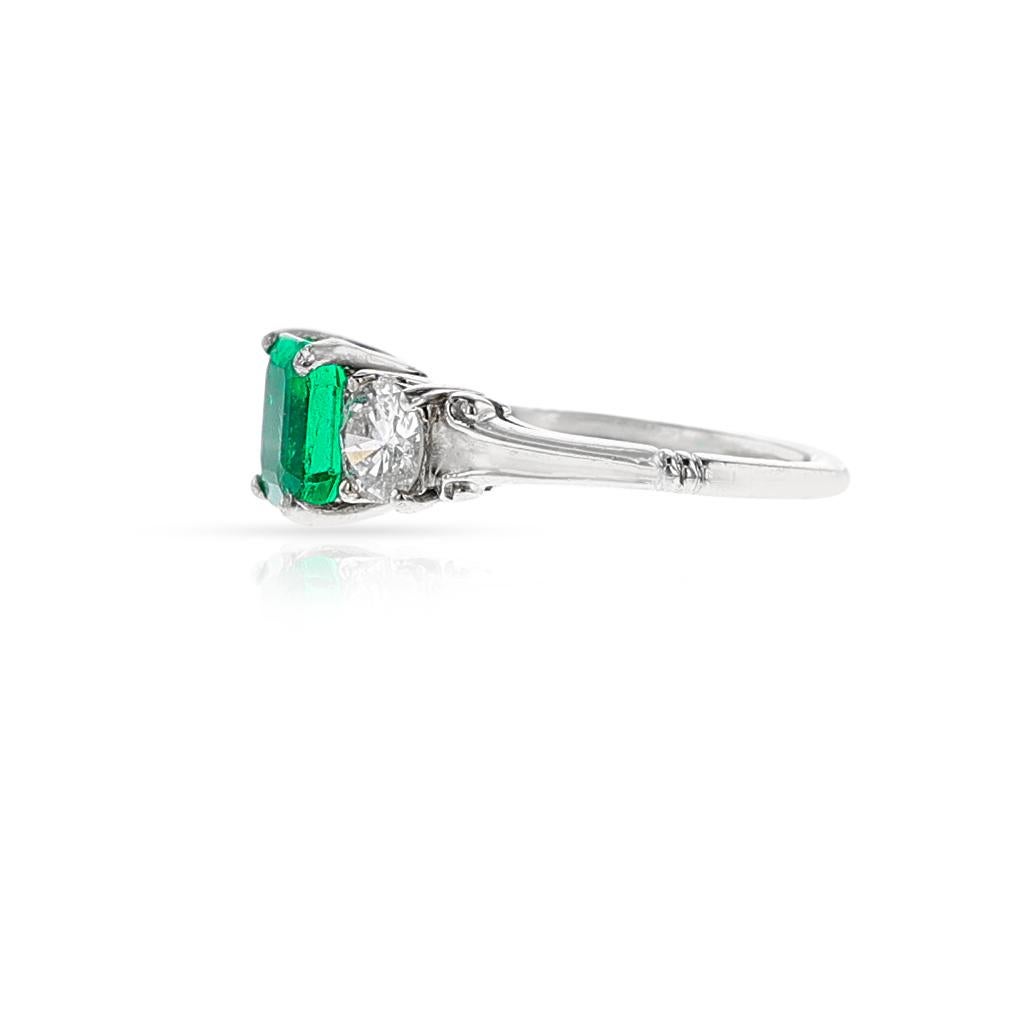 GIA Certified 1.21 ct. Octagonal Step-Cut Colombian Emerald Ring with Diamonds For Sale 4