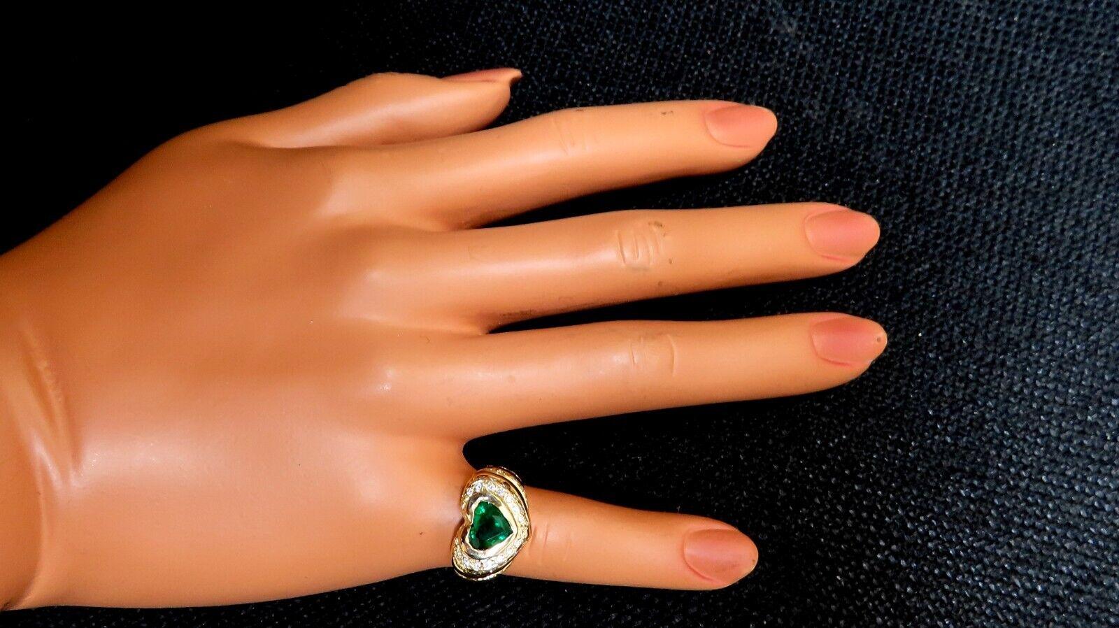 GIA Certified 1.21ct natural green emerald diamonds ring 18kt Heart Love For Sale 1