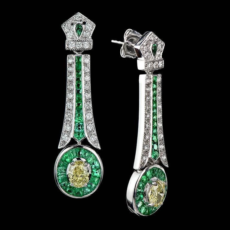 Art Deco GIA Certified 1.22 Carat Natural Fancy Yellow Diamond Emerald Drop Earring