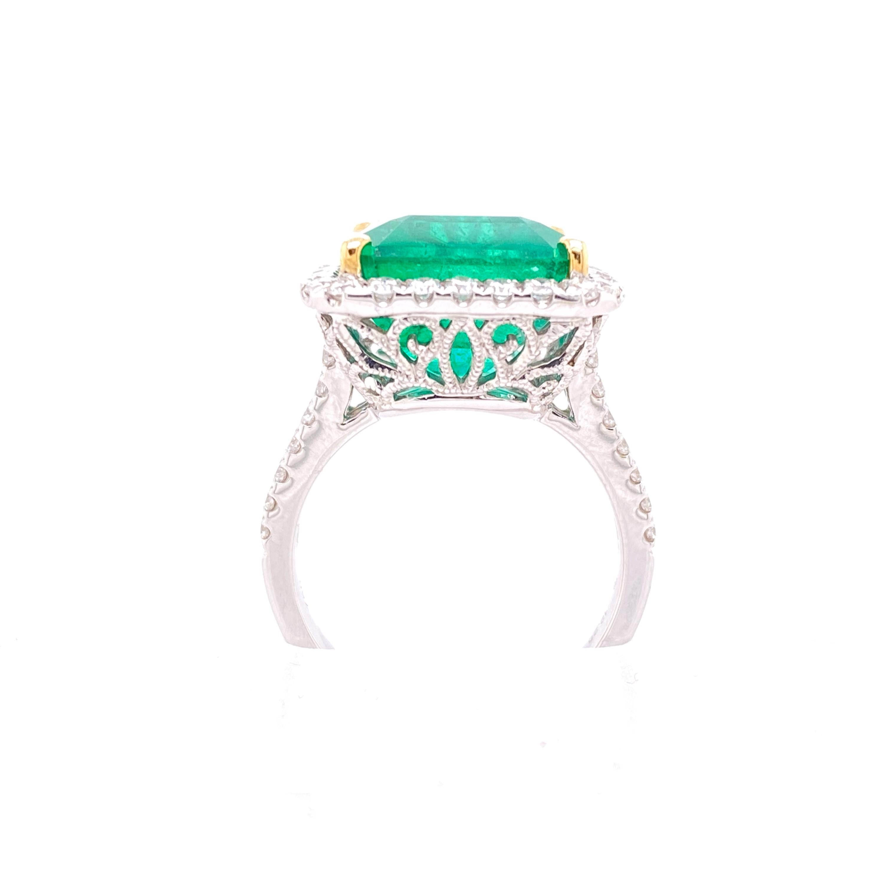 GIA Certified 12.25 Carat African Emerald and Diamond Cocktail Ring In New Condition For Sale In Great Neck, NY