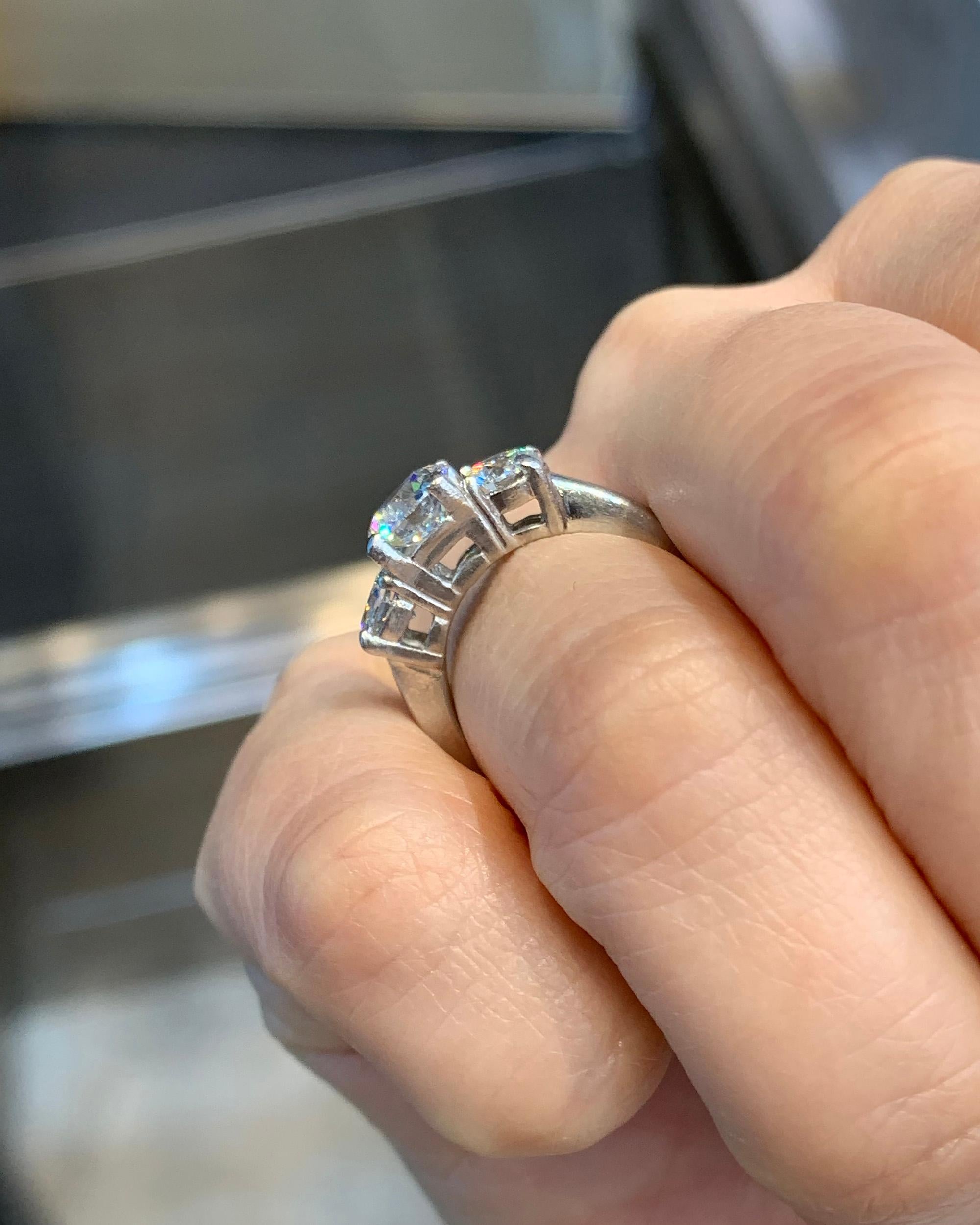 GIA Certified 2.23 Carat Diamond Three-Stone Engagement Ring In Excellent Condition In New York, NY