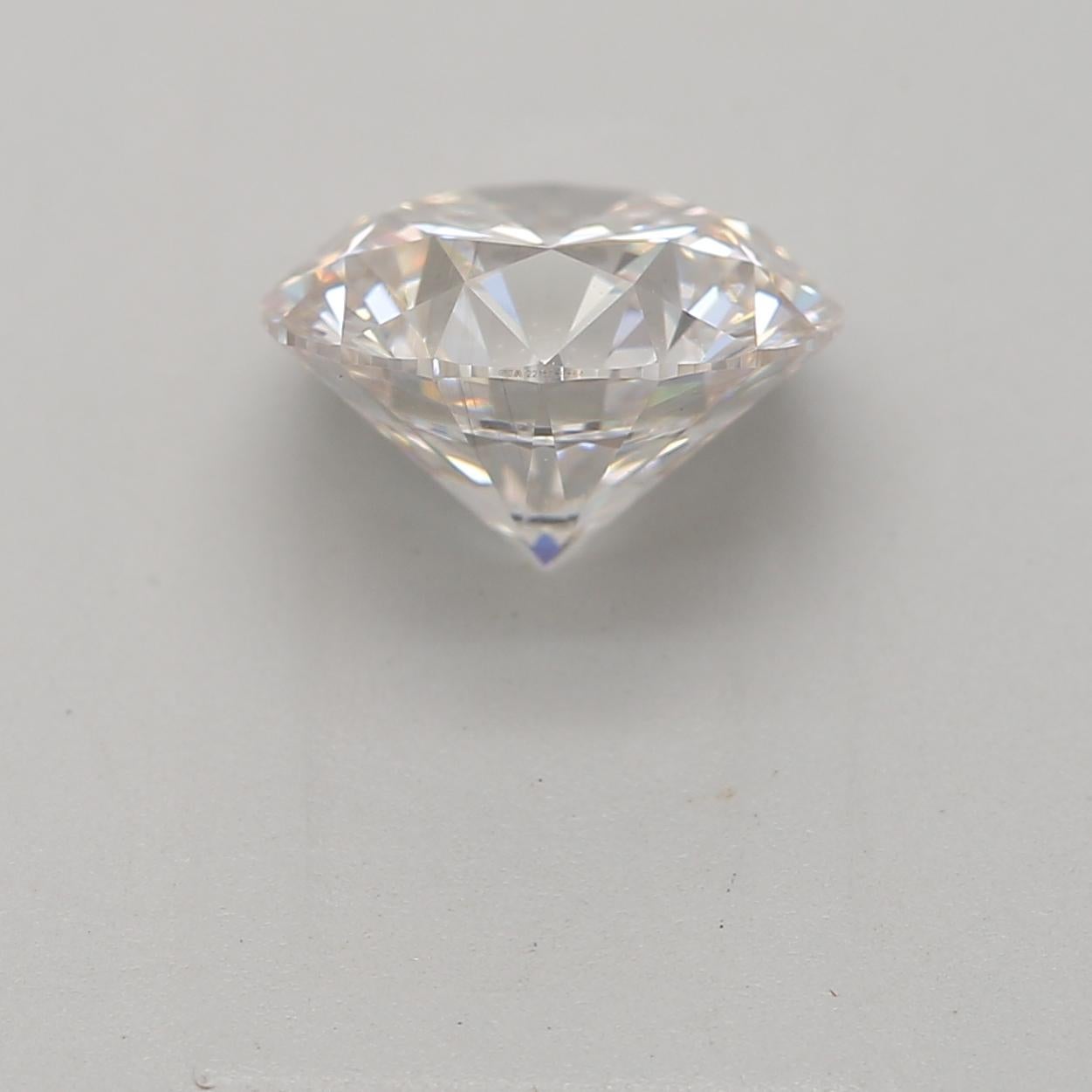 GIA Certified 1.23 Carat Faint Pink VS1 Clarity Diamond In New Condition For Sale In บางรัก, TH
