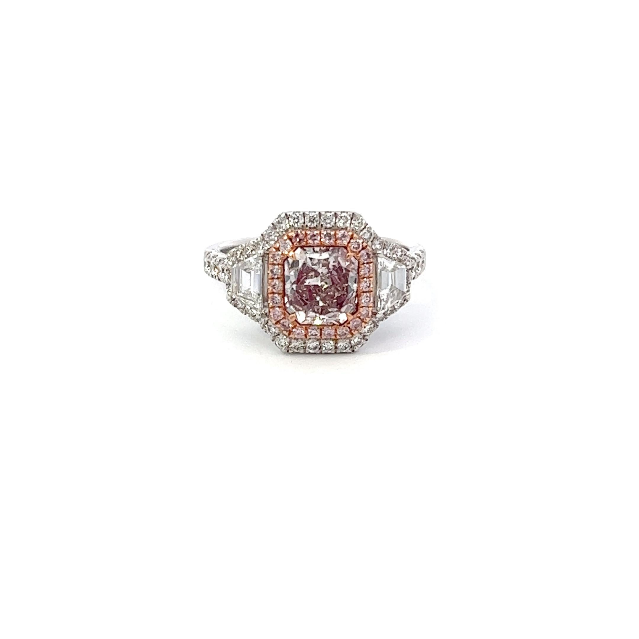 GIA Certified 1.23 Carat Pink Diamond Ring In New Condition For Sale In Los Angeles, CA
