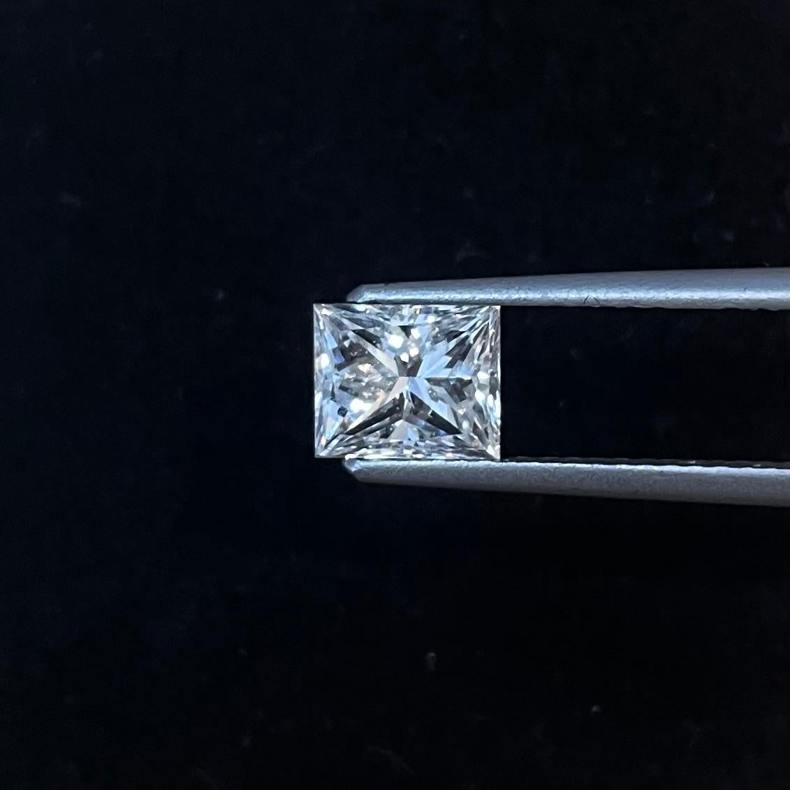 GIA Certified 1.23 Carat Princess Cut H VVS2 Natural Diamond In New Condition For Sale In New York, NY