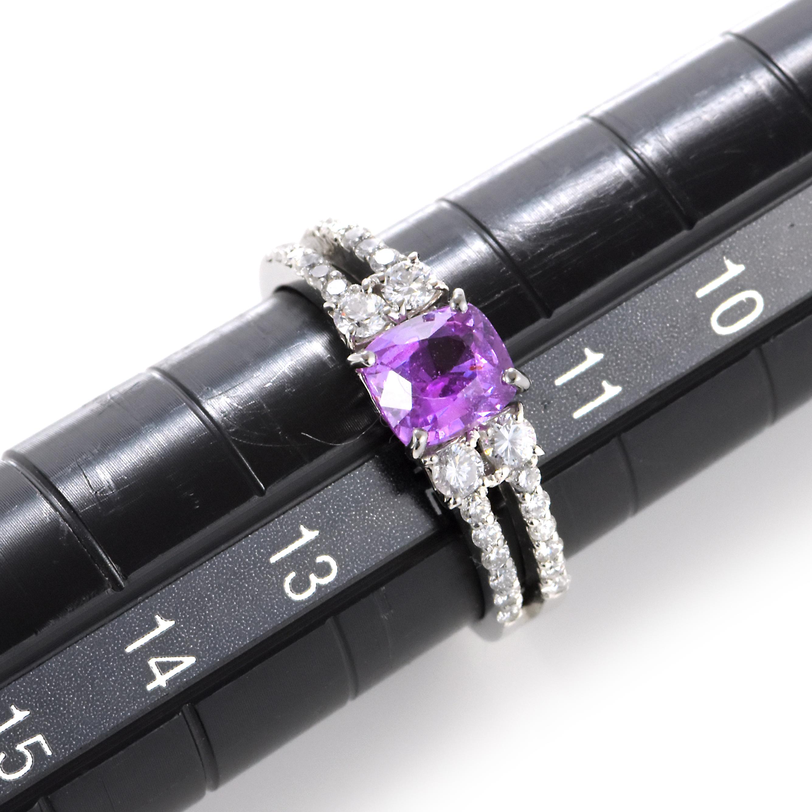 Anello con zaffiro rosa e diamante non riscaldato certificato GIA da 1,24 carati in platino in vendita 10