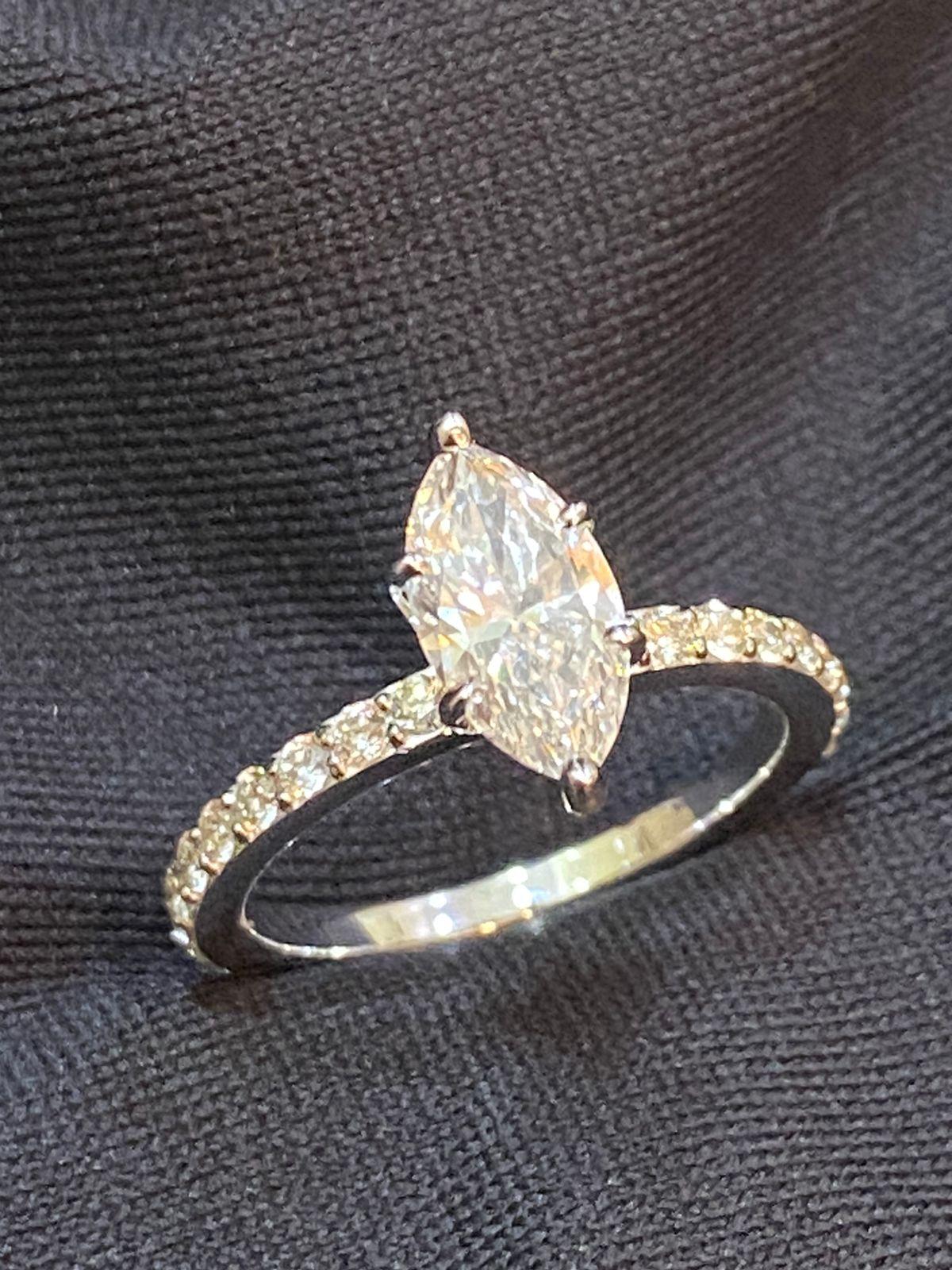GIA Certified 1, 25 Carats of Diamond on Solitaire Ring For Sale 1