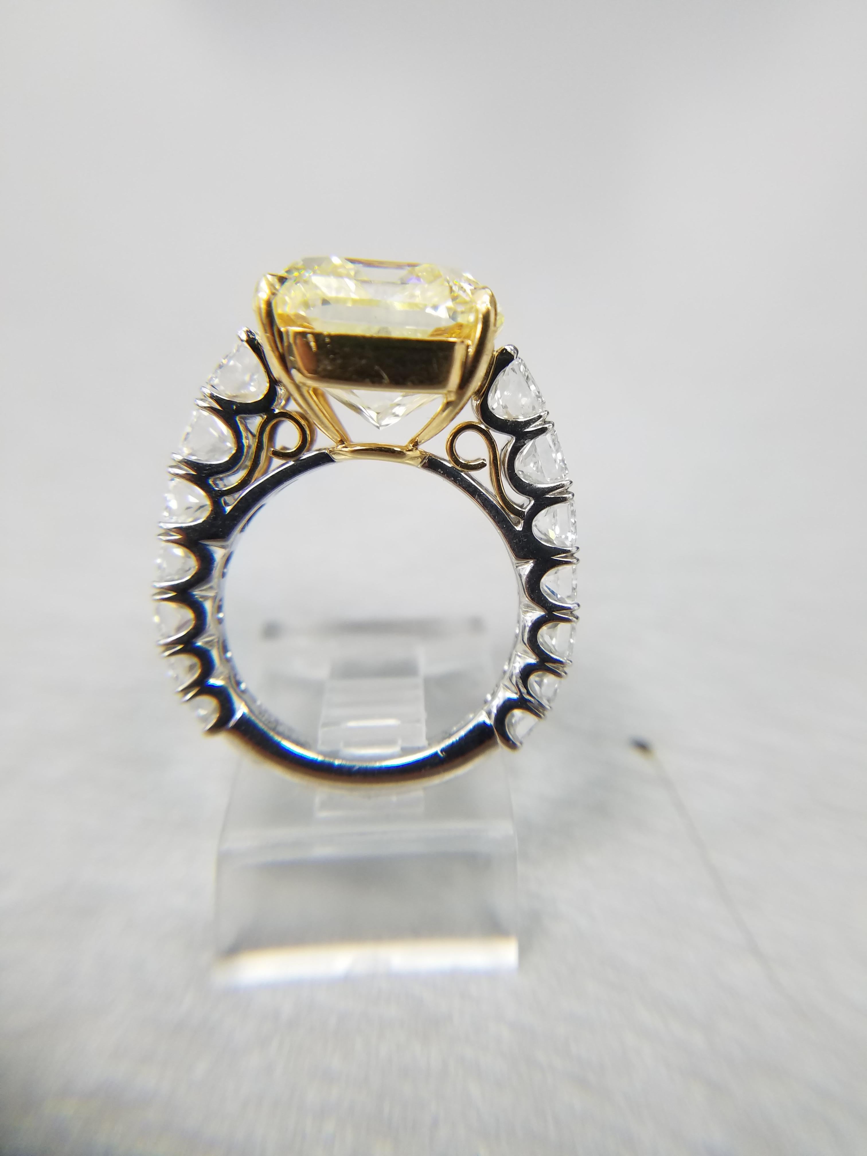 GIA Certified 12.50 Carat Natural Fancy Yellow Radiant Diamond Ring In New Condition In New York, NY