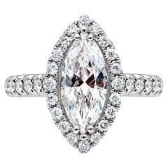 Anillo de compromiso Pavé de diamantes talla marquesa de 1,26 quilates certificado por el GIA