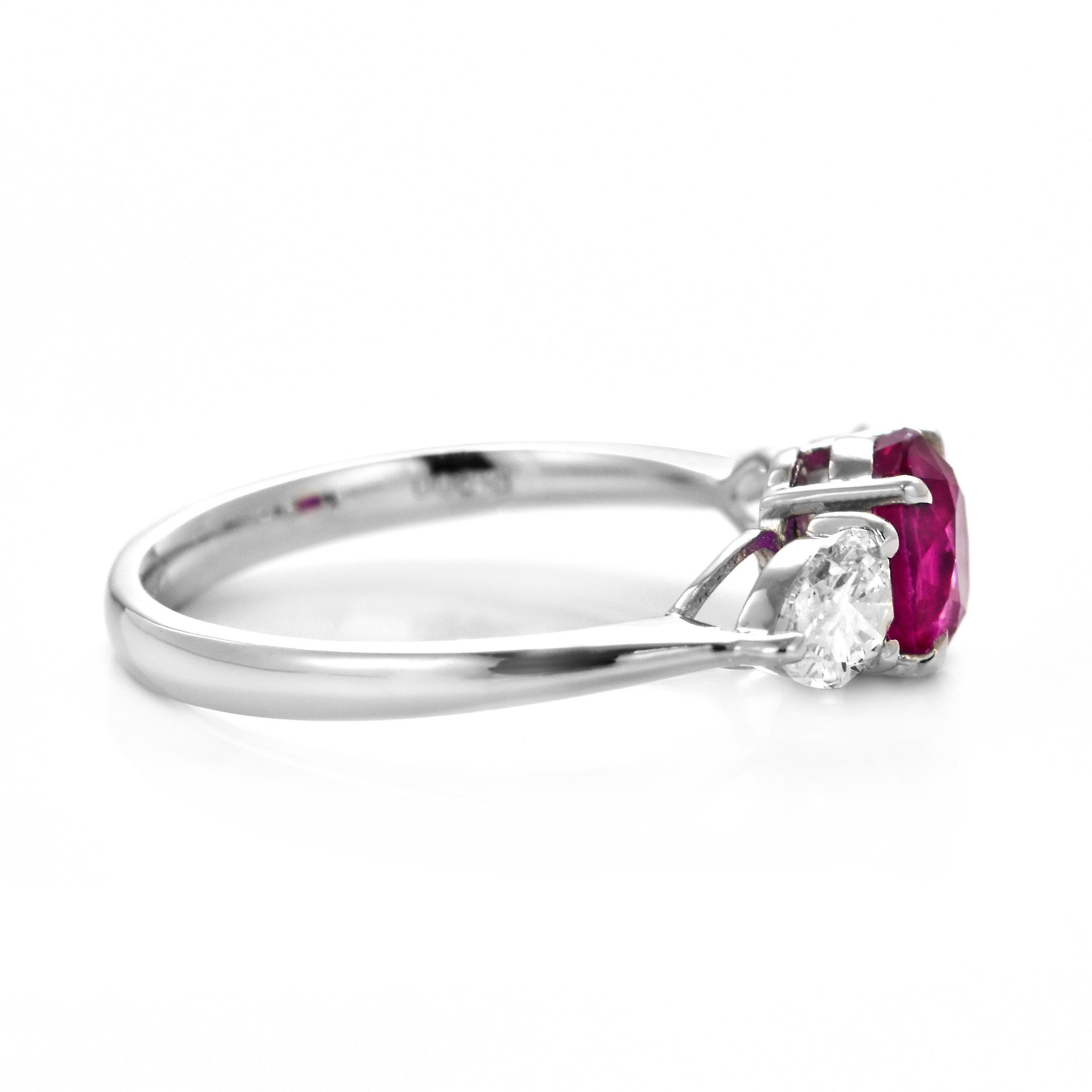 GIA Certified 1.26 Carat Untreated (No Heat) Burmese Ruby Ring Made in Platinum For Sale 4