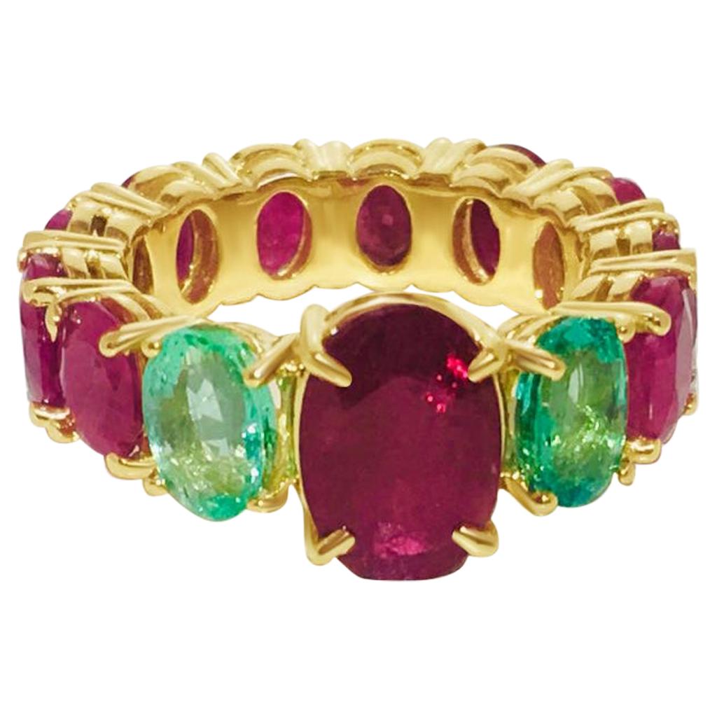 GIA Certified 12.70 Carat Ruby and Emerald Cocktail Ring For Sale
