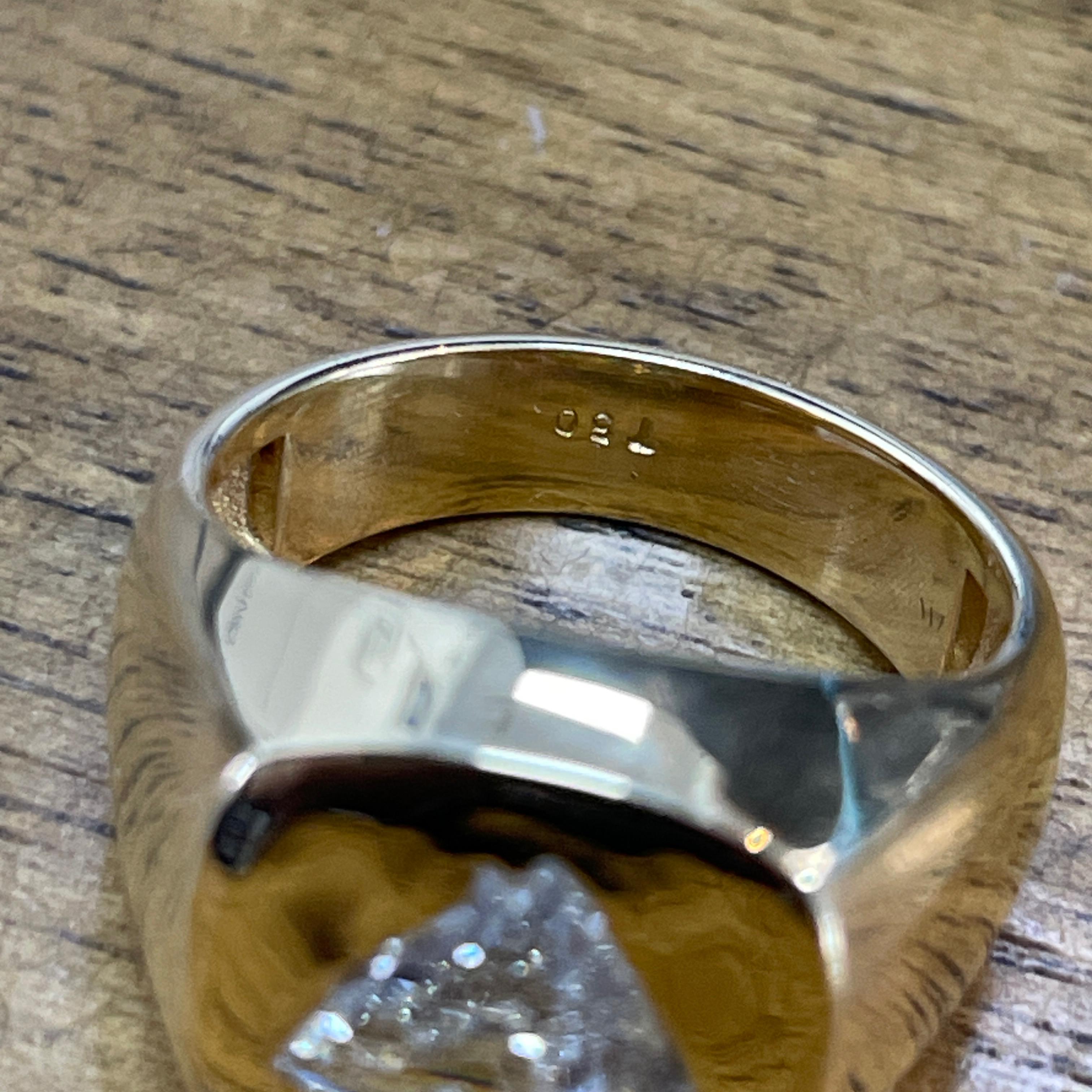 Gia Certified 1.27ct Horse Modified Brilliant L SI1 Diamond Ring in 18k Gold For Sale 3