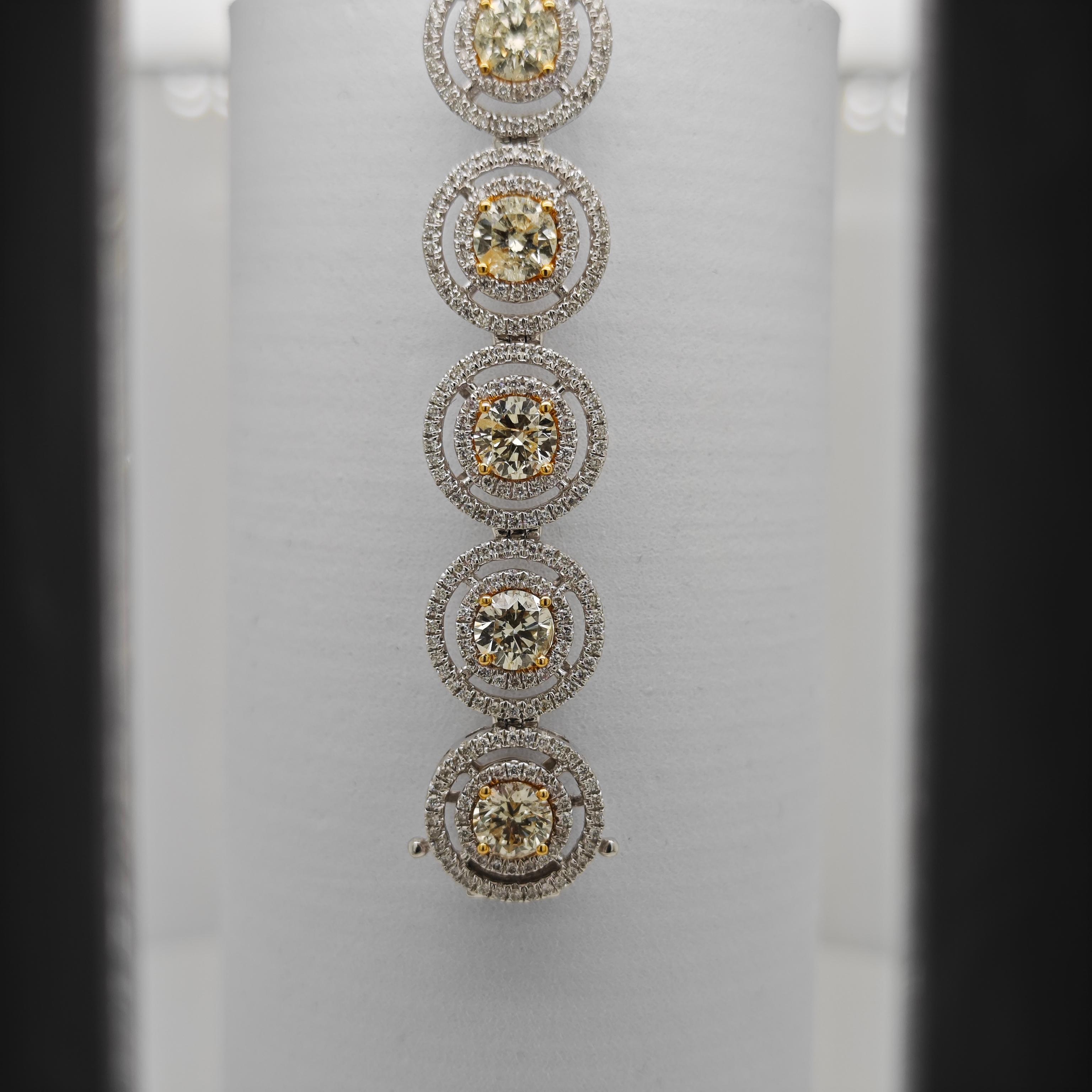 Bracelet en or blanc et jaune avec diamants jaunes certifiés GIA de 12,83 carats Neuf - En vente à New York, NY