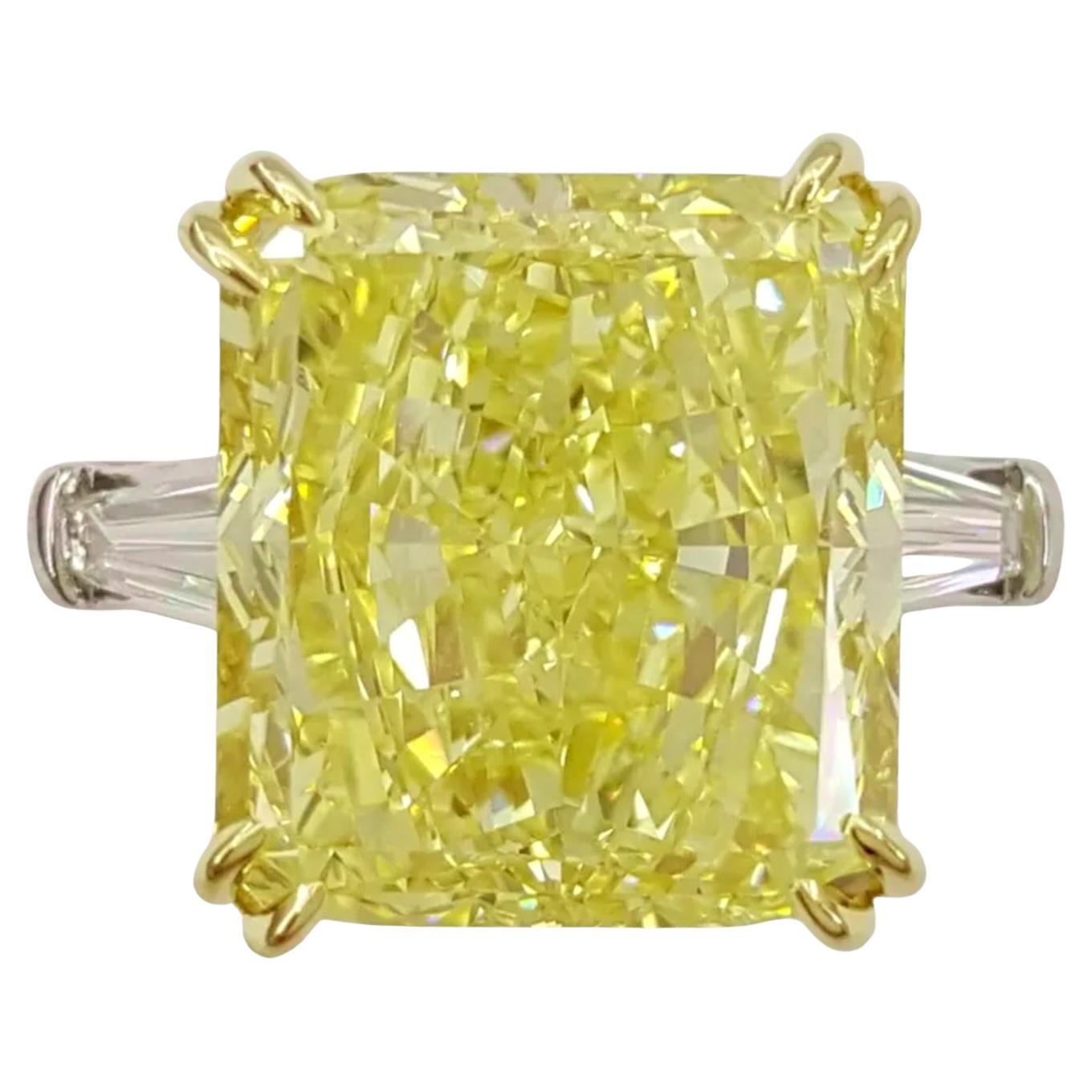 GIA Certified 12.87 Carat Fancy Intense Diamond Engagement Platinum Ring For Sale