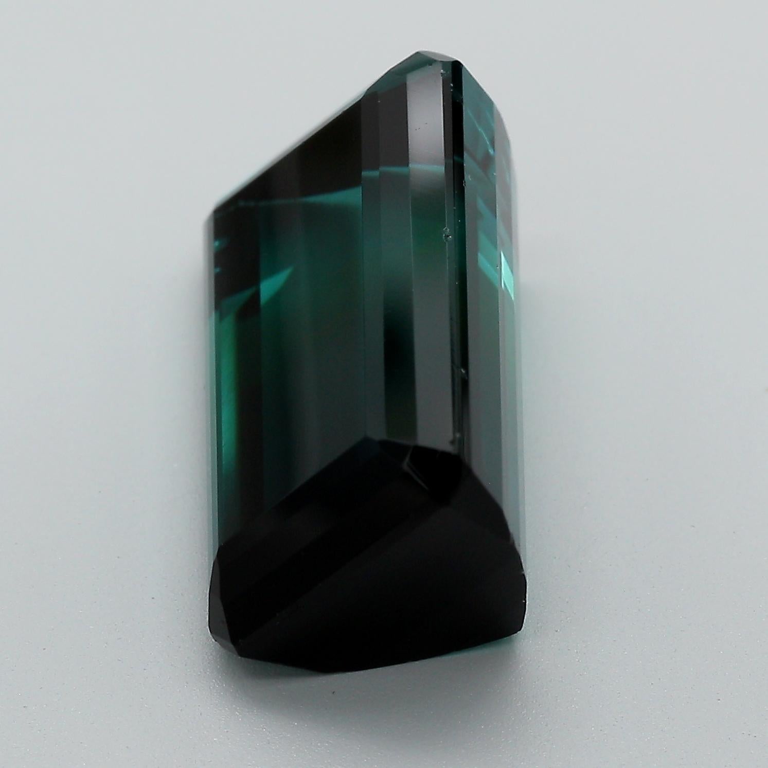 GIA zertifiziert 12,95 Karat Smaragdschliff Blauer Indicolith Turmalin Lose Edelstein (Zeitgenössisch) im Angebot