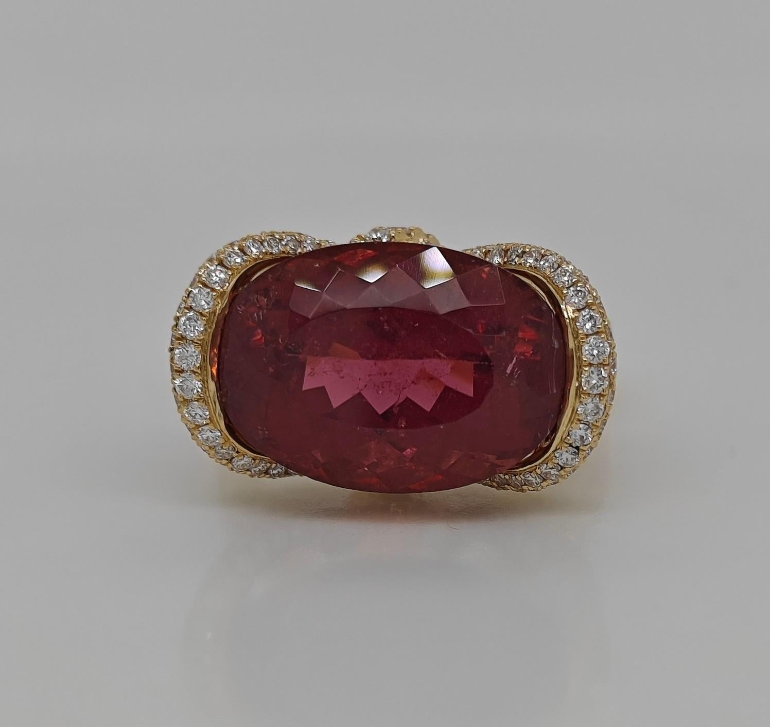 Anillo de oro amarillo con turmalina y diamante blanco certificado por GIA de 12.98 quilates en venta 1