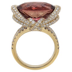 Anillo de oro amarillo con turmalina y diamante blanco certificado por GIA de 12.98 quilates
