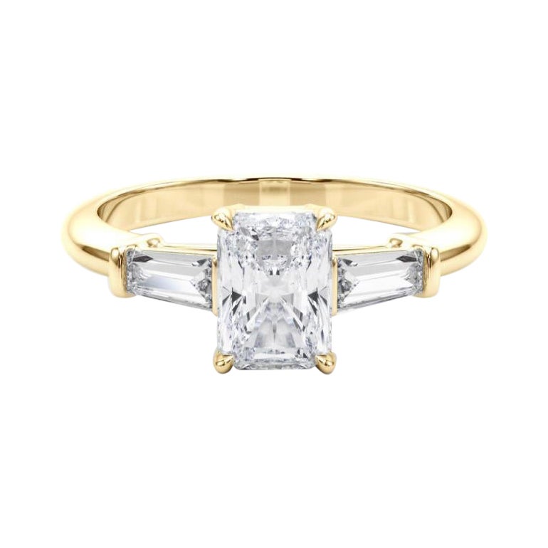 Anello con diamanti radianti e baguette a tre pietre certificato GIA da 1.3 carati