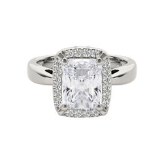 GIA Certified 1,3 Carat Radiant Halo Antique 18K White Diamond Ring