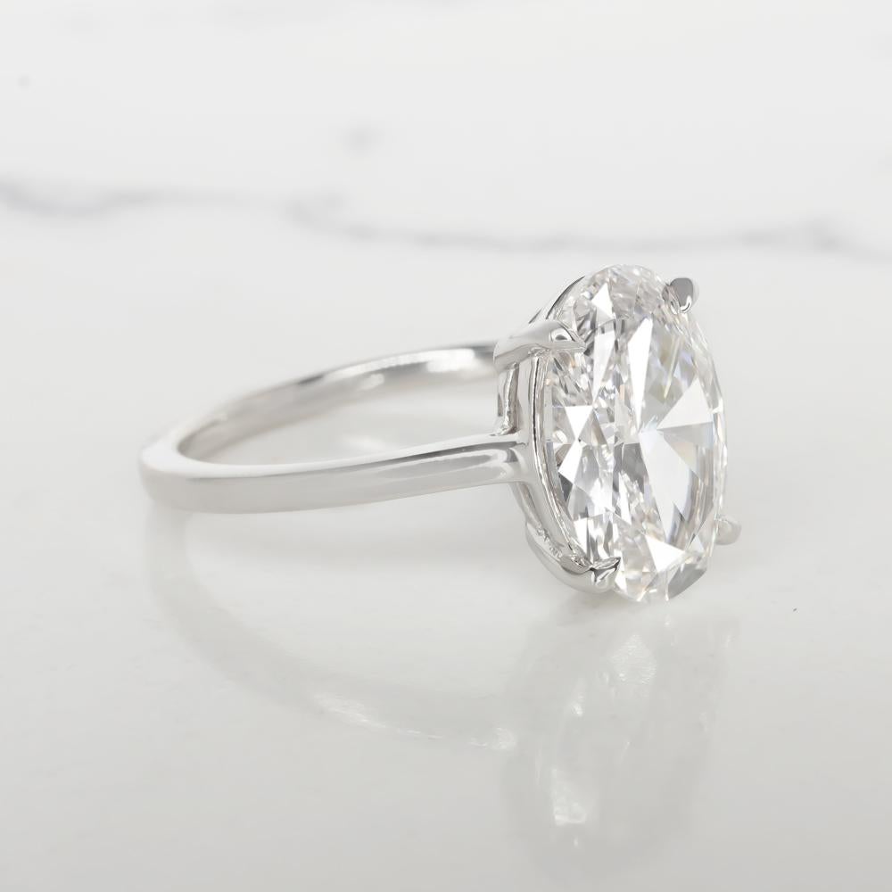 GIA zertifizierter 1.30 Karat ovaler Diamant Platin Ring (Moderne) im Angebot