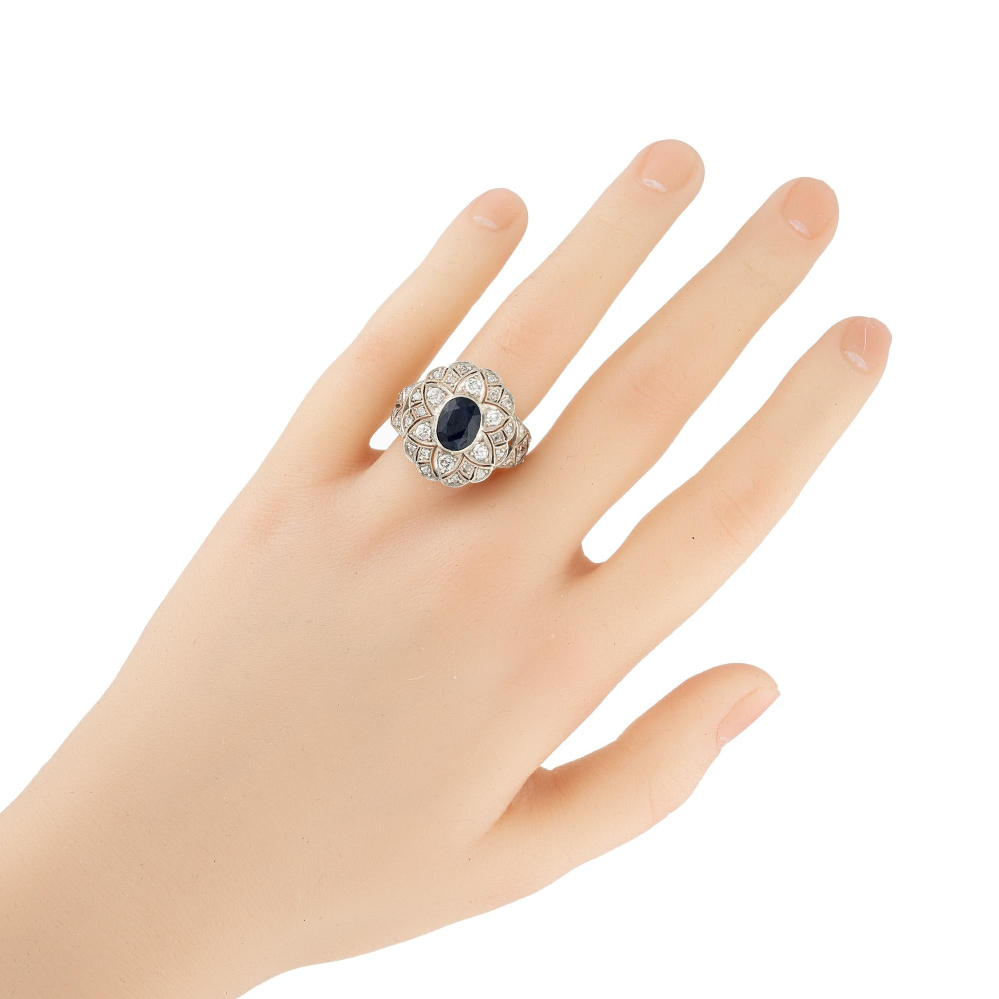 GIA Certified 1.30 Carat Oval Sapphire Diamond Yellow Gold Silver Cocktail Ring For Sale 2