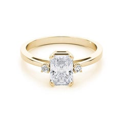 Anello con diamante radiante a tre pietre in oro giallo 18 carati certificato GIA da 1,30 carati