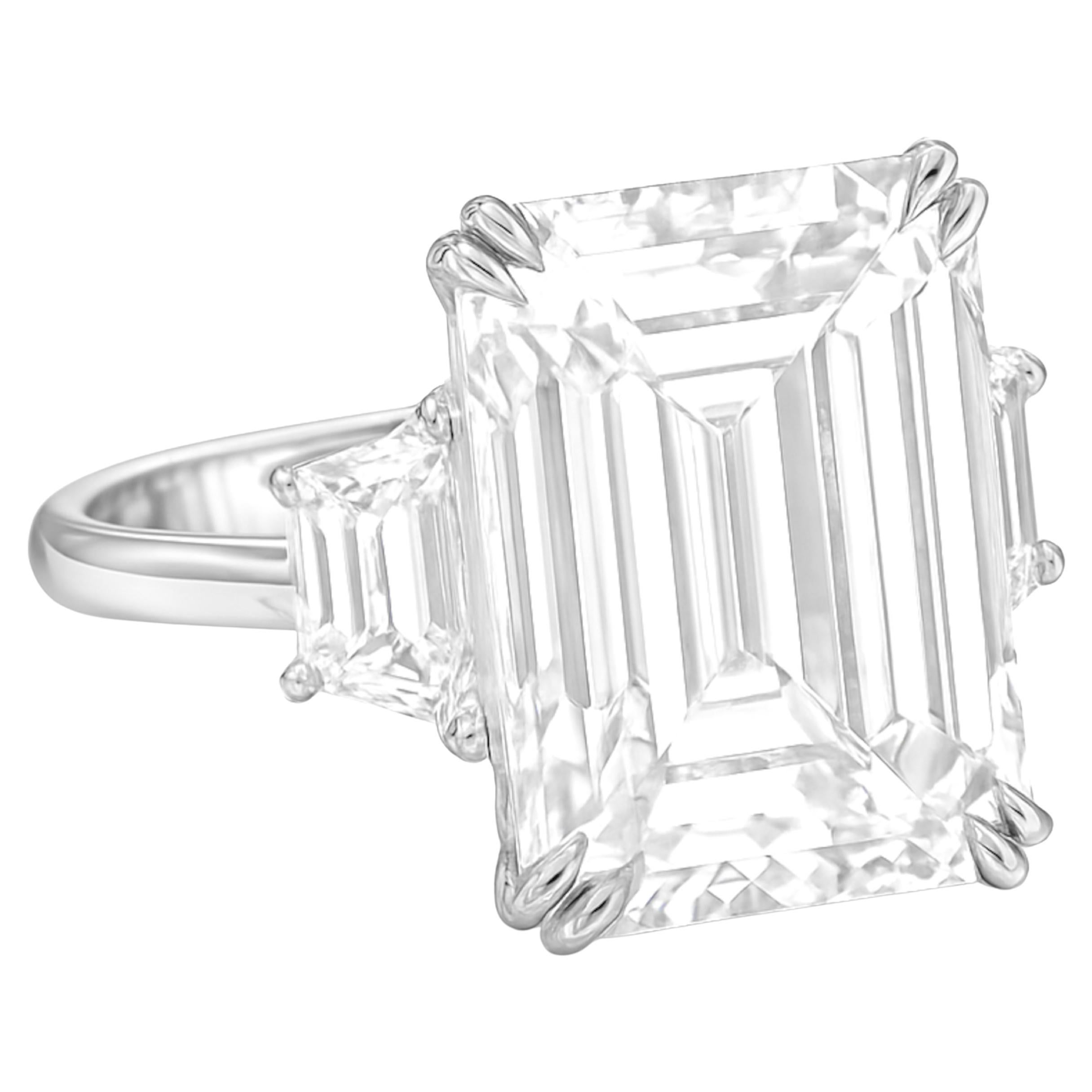 GIA Certified 13 Carat Emerald Cut Diamond Platinum Ring In New Condition For Sale In Chicago, IL