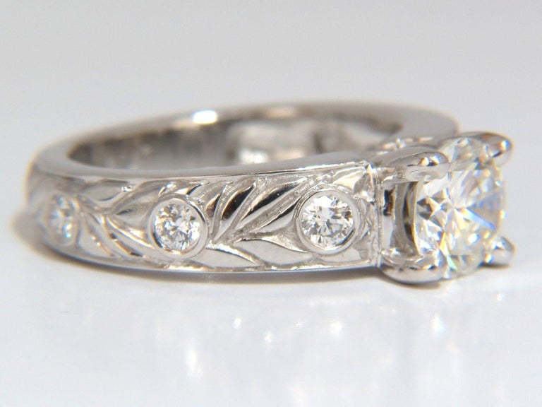 GIA certified 1.30ct. Round cut diamonds ring G/VVS-1 platinum classic ...
